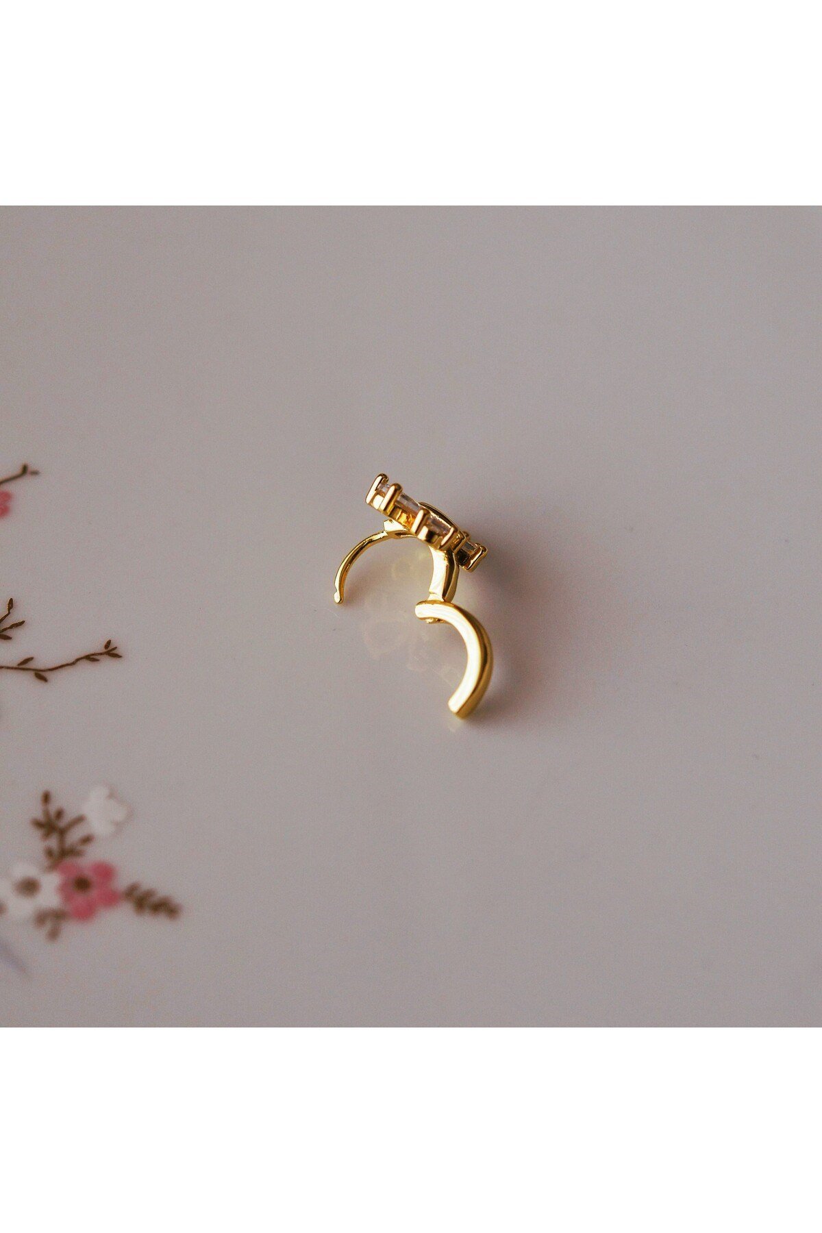 Gold Çelik Kelebek Helix Küpe Helix Piercing Lob