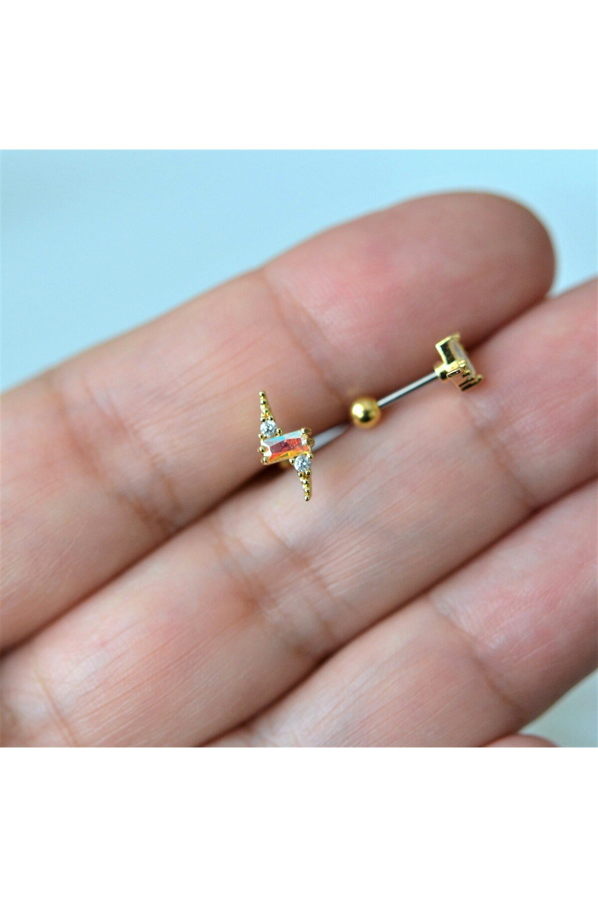 Gold Cerrahi Çelik Şimşek Modelli Piercing Helix Lob Kıkırdak Tragus