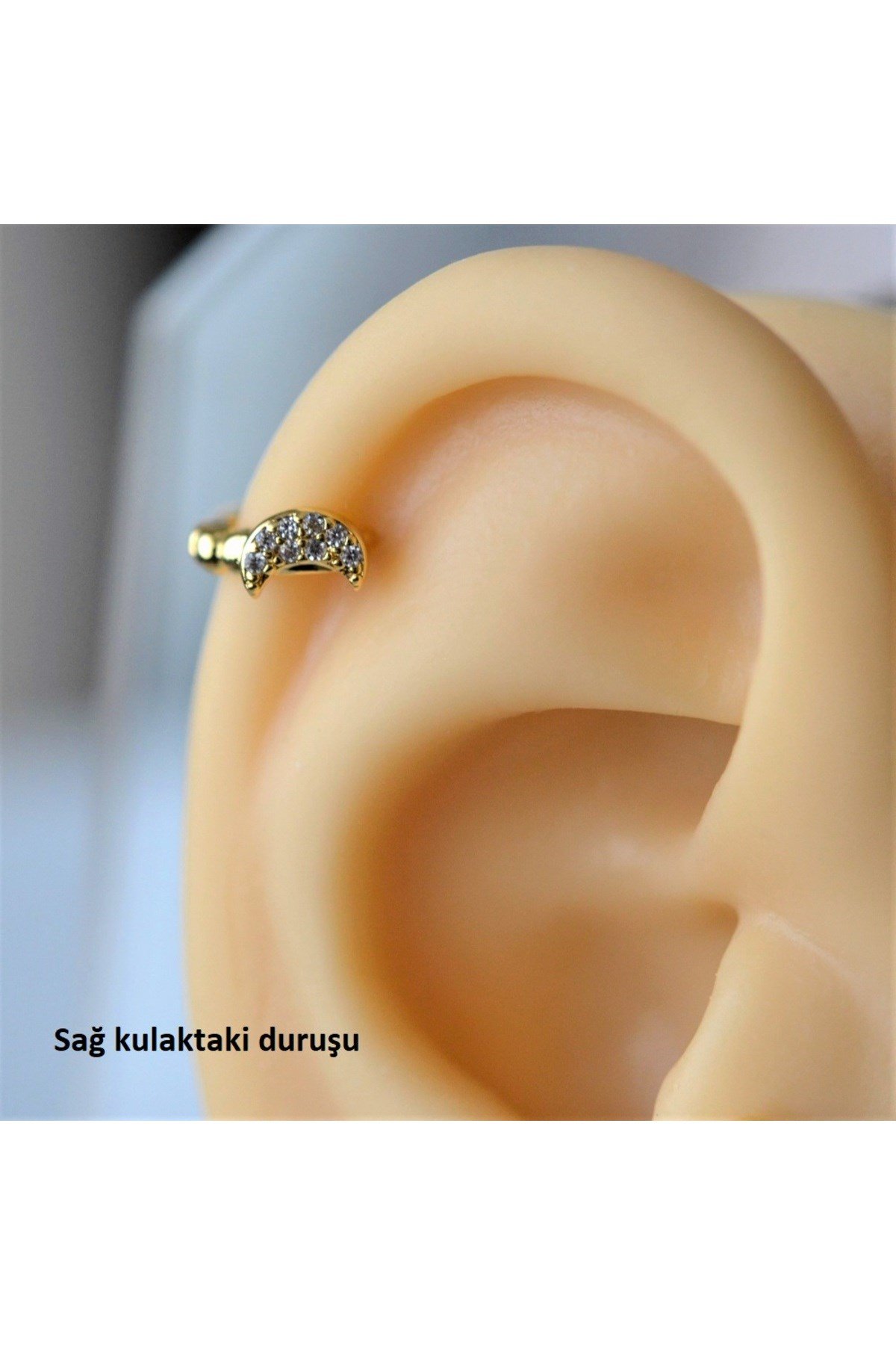 Gold Renk Cerrahi Çelik Ay Modelli Halka Tragus Piercing Helix Lob Kıkırdak
