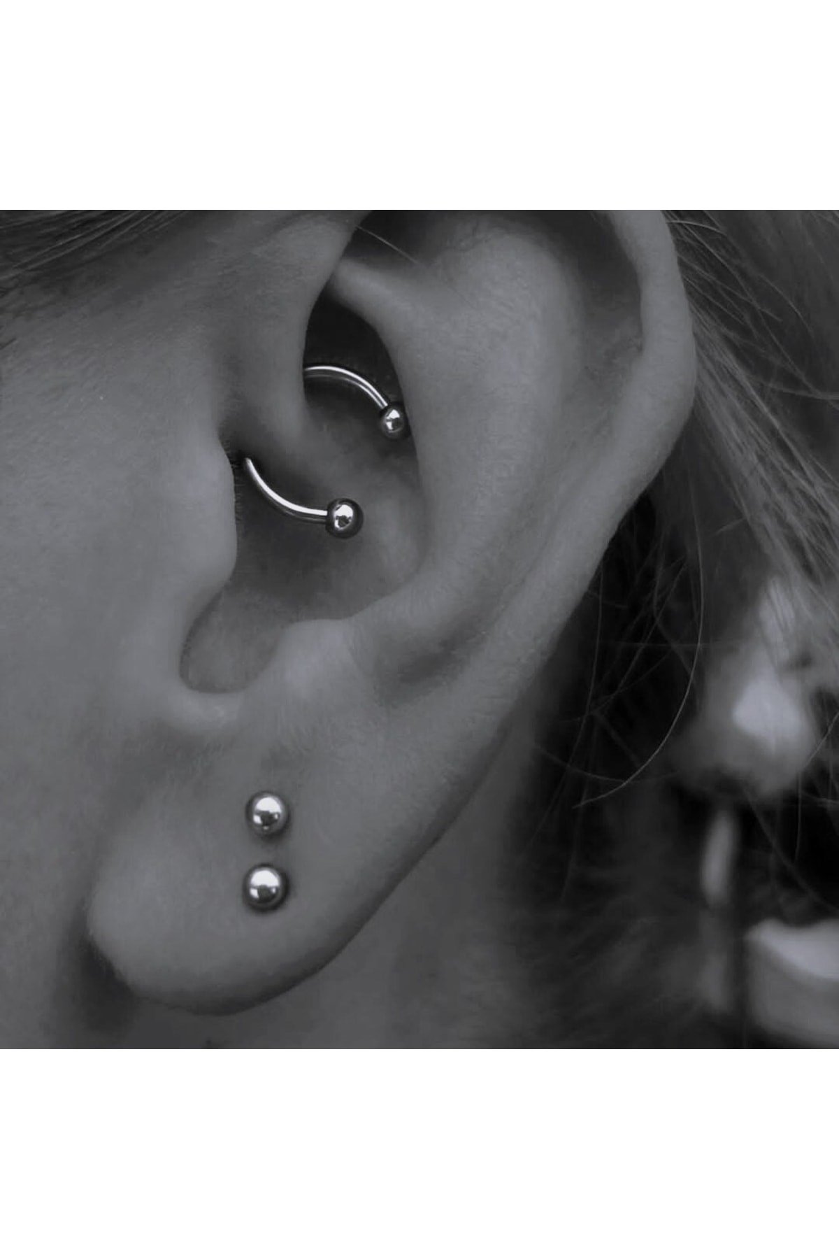 Gümüş Renk Cerrahi Çelik Toplu Piercing 10 Mm Helix Lob Conch Daith