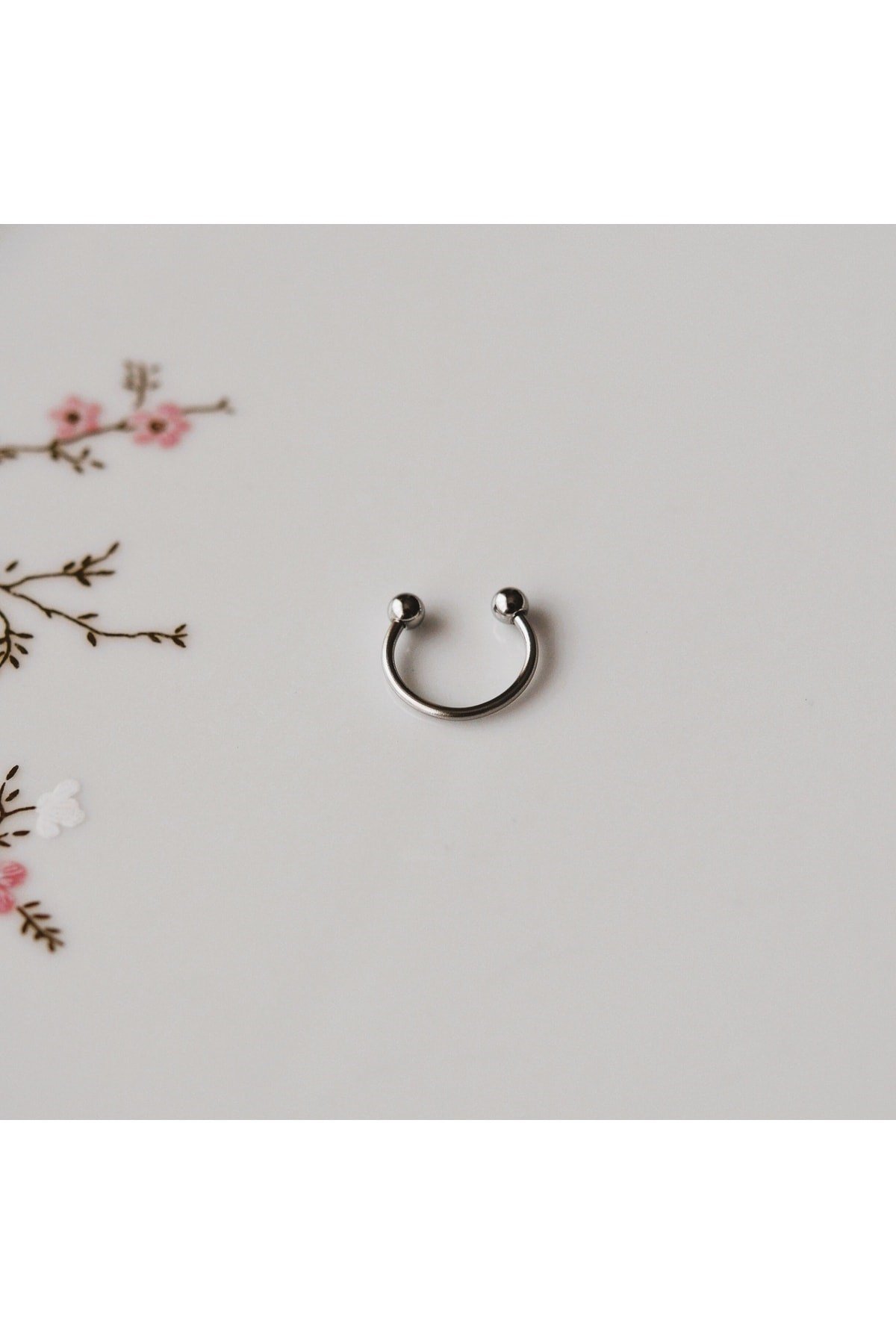 Gümüş Renk Cerrahi Çelik Toplu Piercing 10 Mm Helix Lob Conch Daith