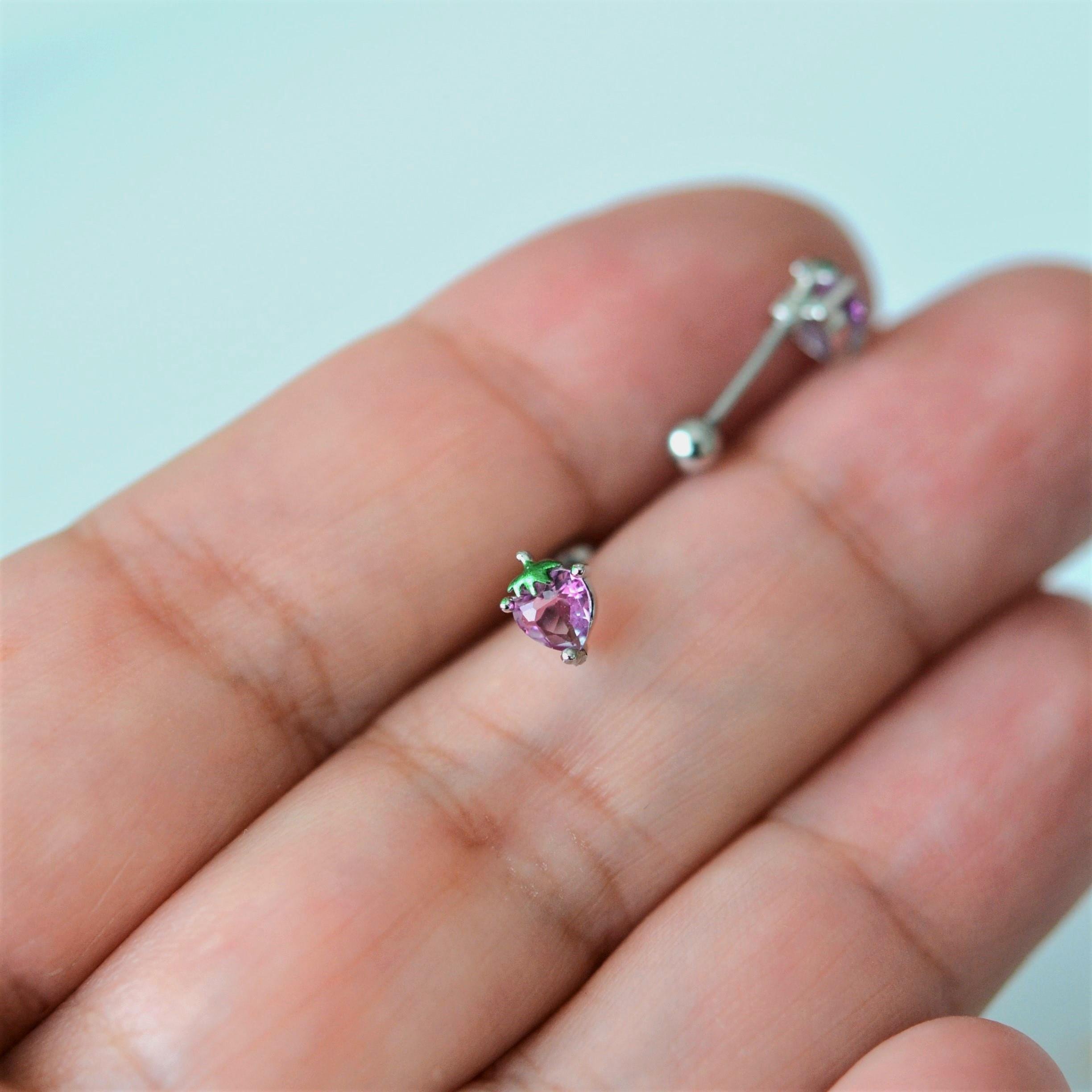 Gümüş Renkli Cerrahi Çelik Pembe Çilek Piercing Helix Lob Kıkırdak Tragus