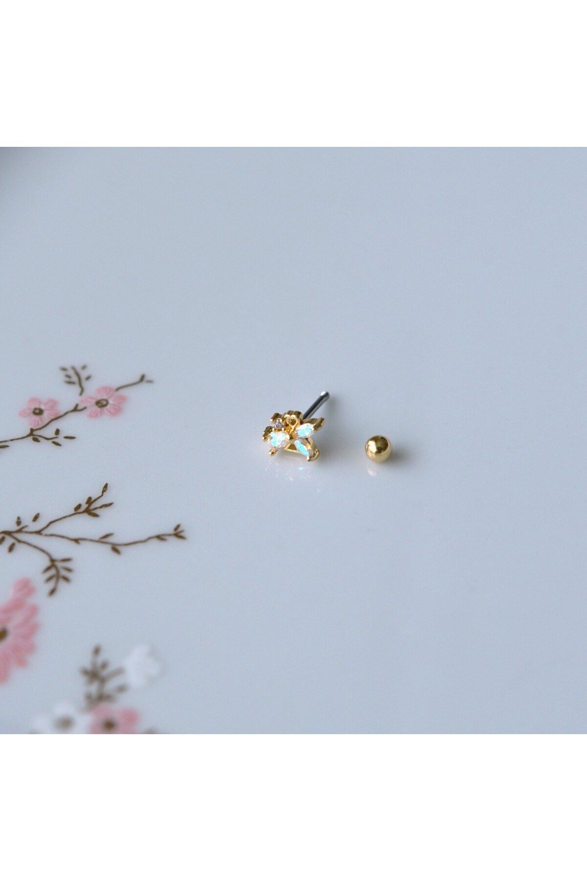 Hologram Çiçek Helix Piercing Kıkırdak Cerrahi Çelik Gold Renk
