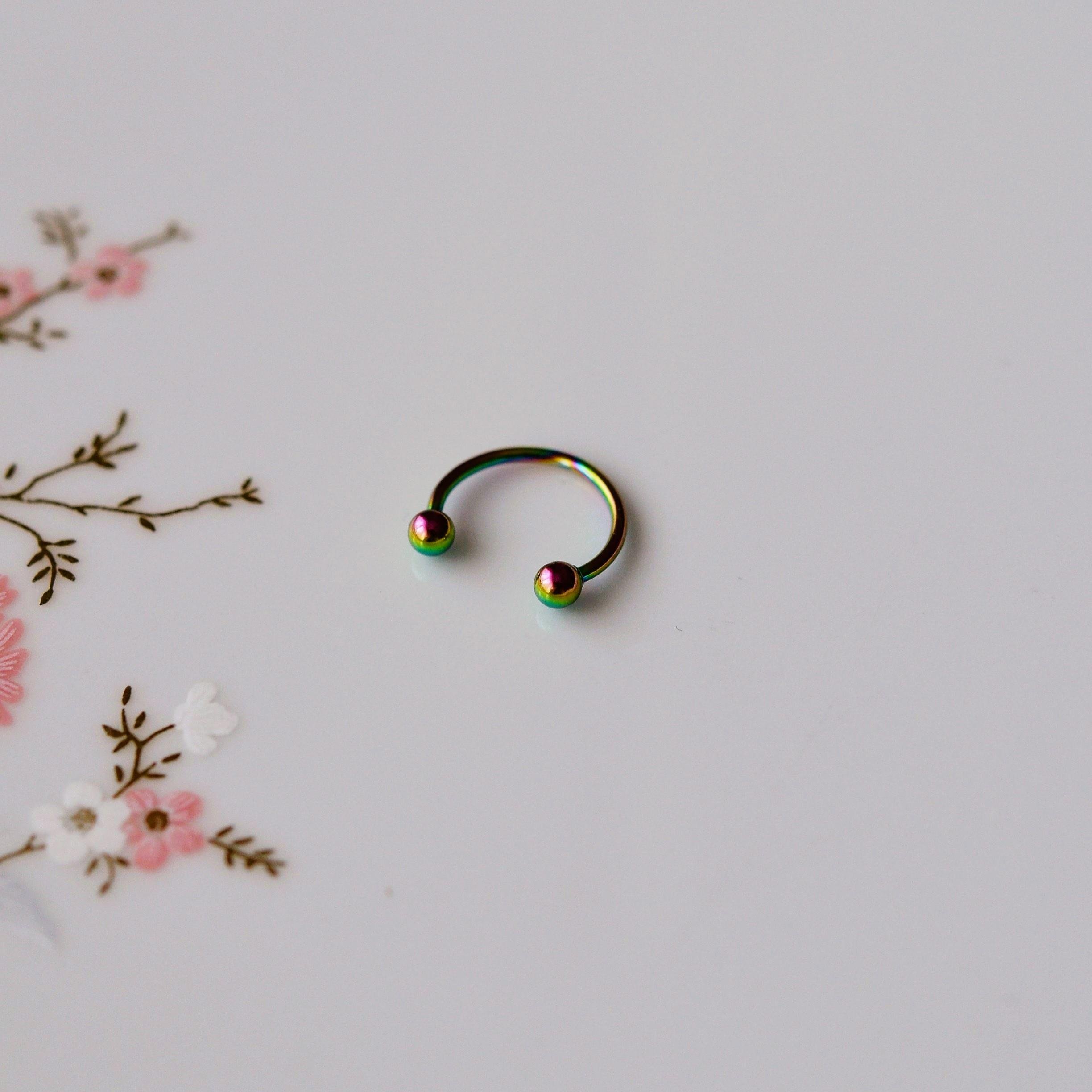 Hologram Renk Cerrahi Çelik Toplu Piercing 10 mm Helix Lob Conch Daith