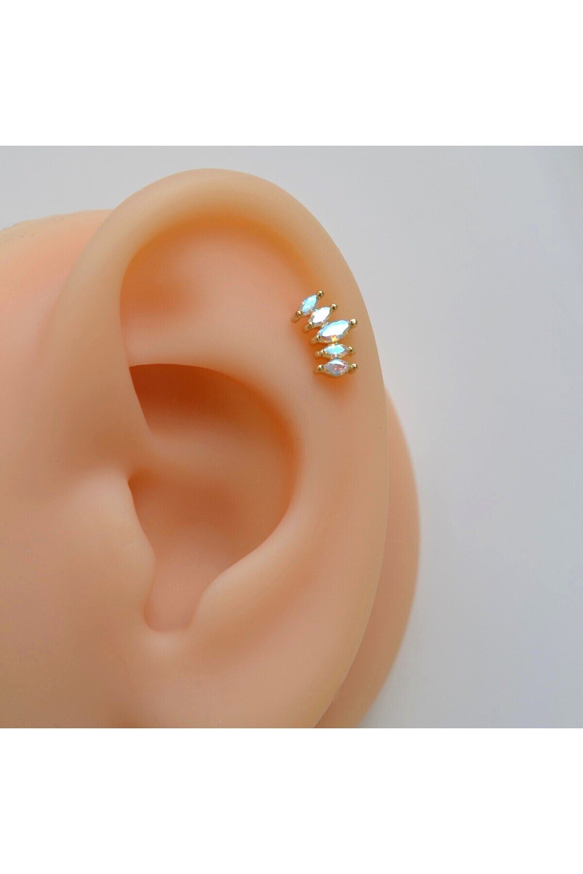 Hologram Taşlı Prenses Tacı Kıkırdak Piercing Helix Lob