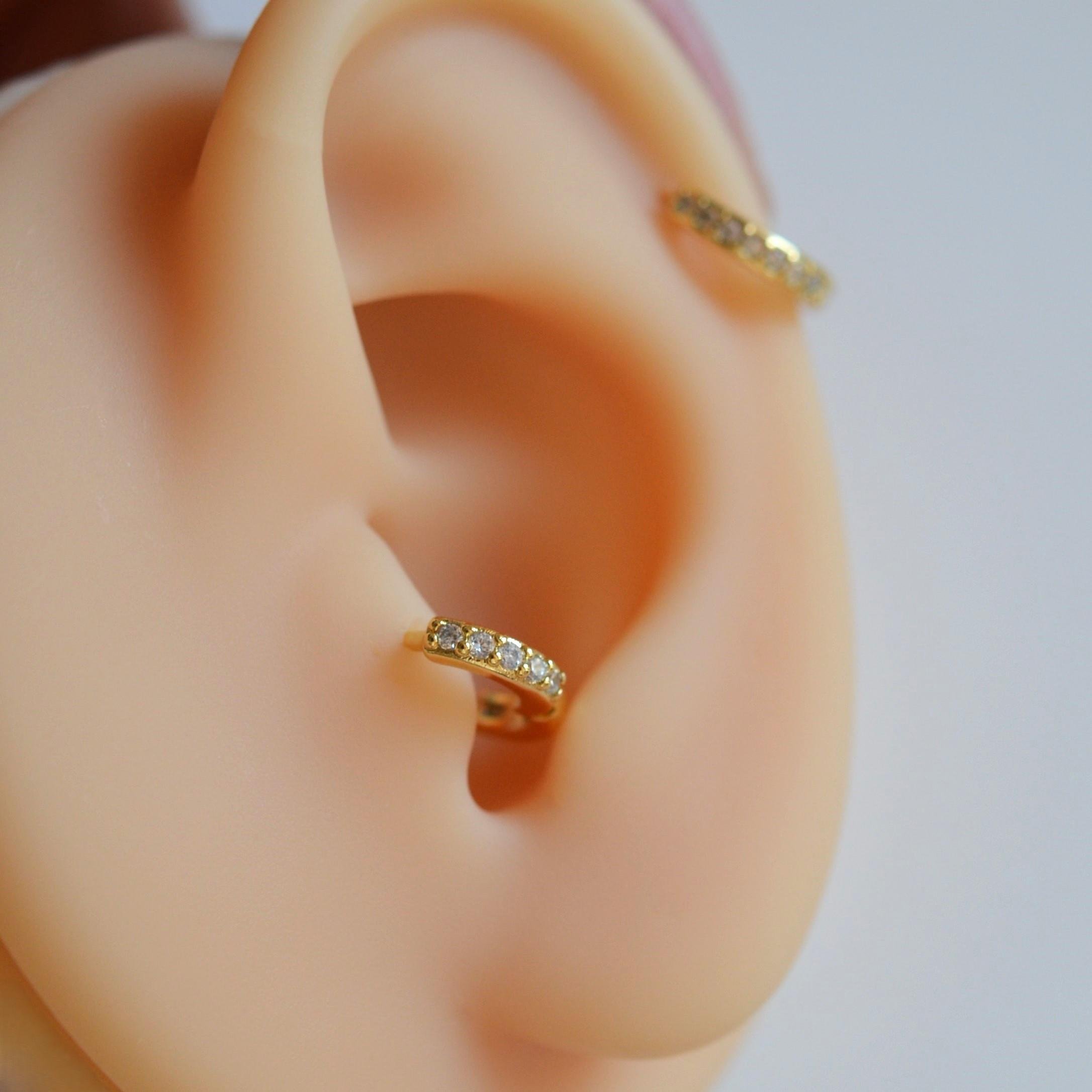 İki Parça Gold Taşlı Halka Piercing Tragus Helix Forward Helix Kıkırdak (6 mm ve 8 mm)