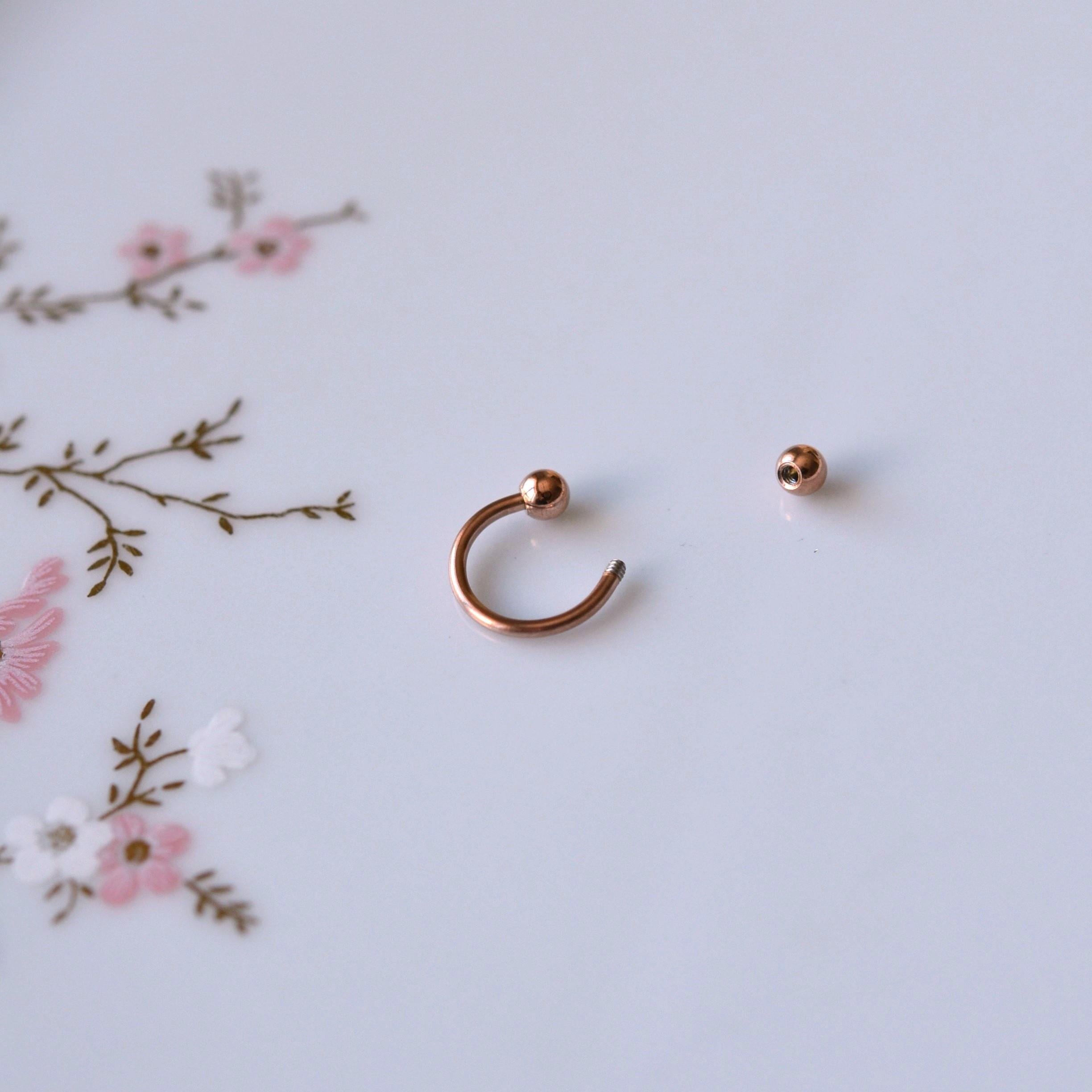 İki Ucu Toplu Smiley Piercing 8 mm Tragus, Helix Kıkırdak Lob