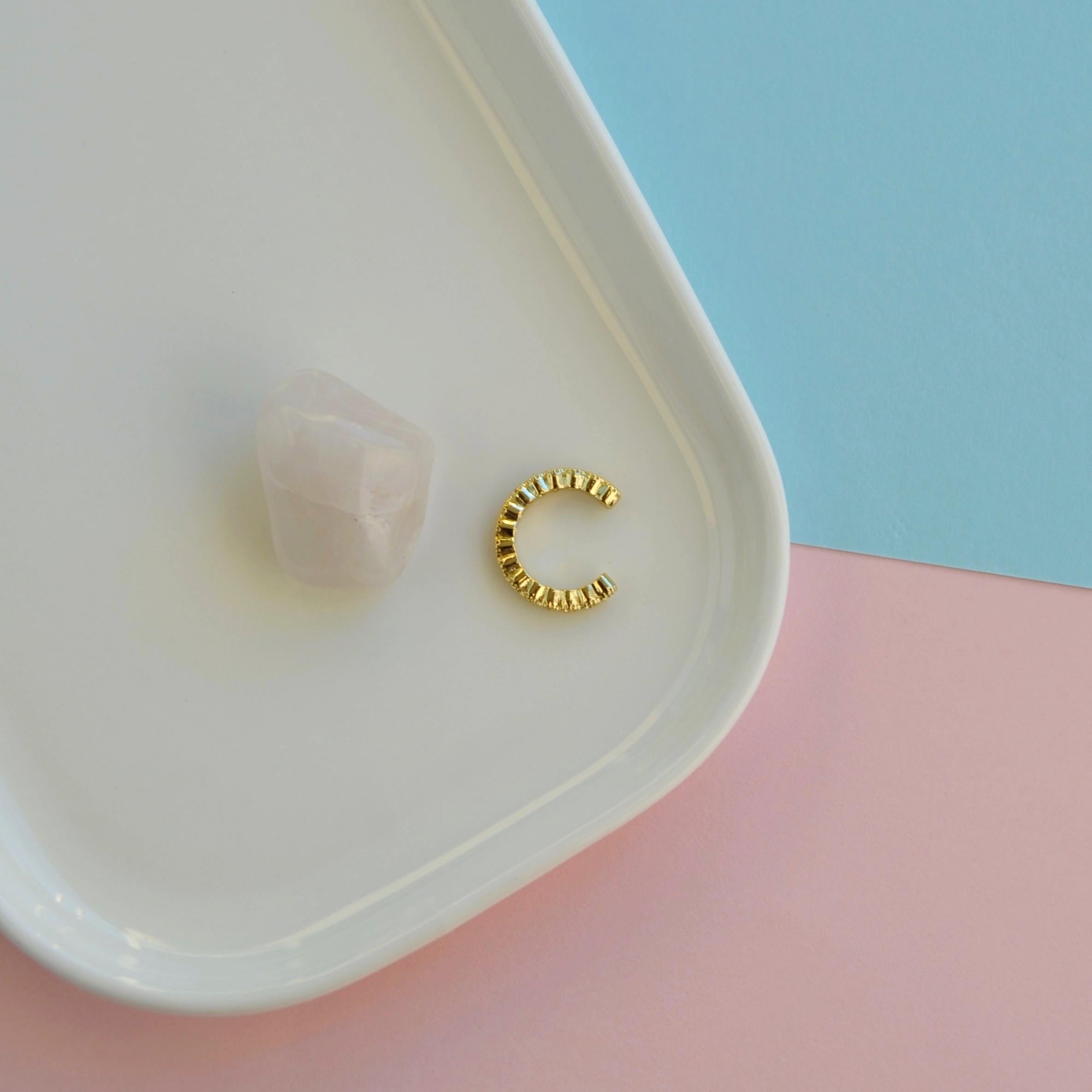 İnce Earcuff Taşlı Sıkıştırmalı Kıkırdak Küpesi Deliksiz Kıkırdak Küpesi İnce Taşlı Earcuff