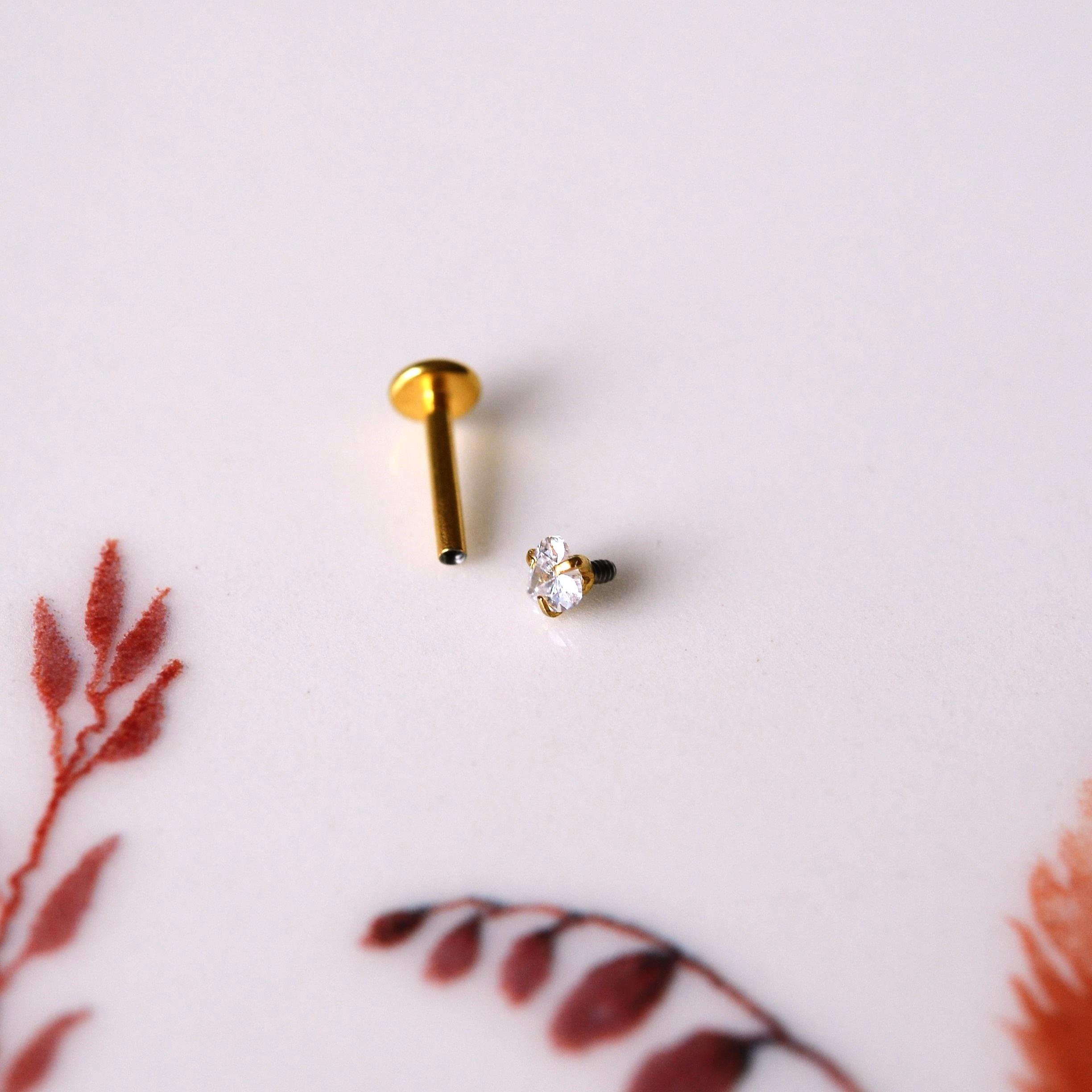 Kalp Model Tektaşlı Cerrahi Çelik  Tragus Piercing Helix Kıkırdak Conch Anti Helix
