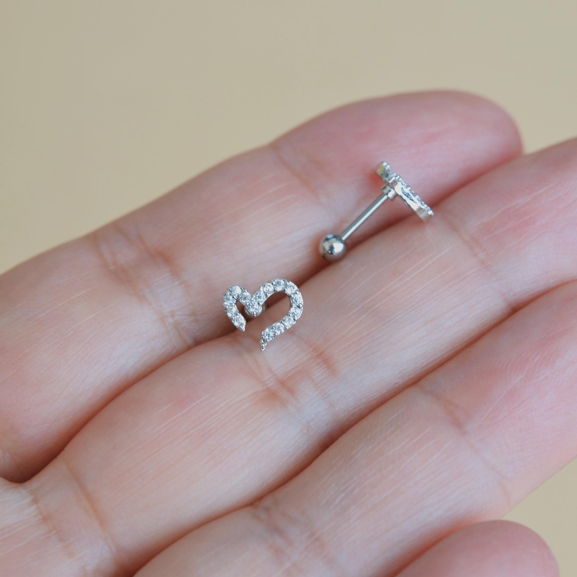 Kalp Model Tragus Helix Piercing Kıkırdak Silver Renk