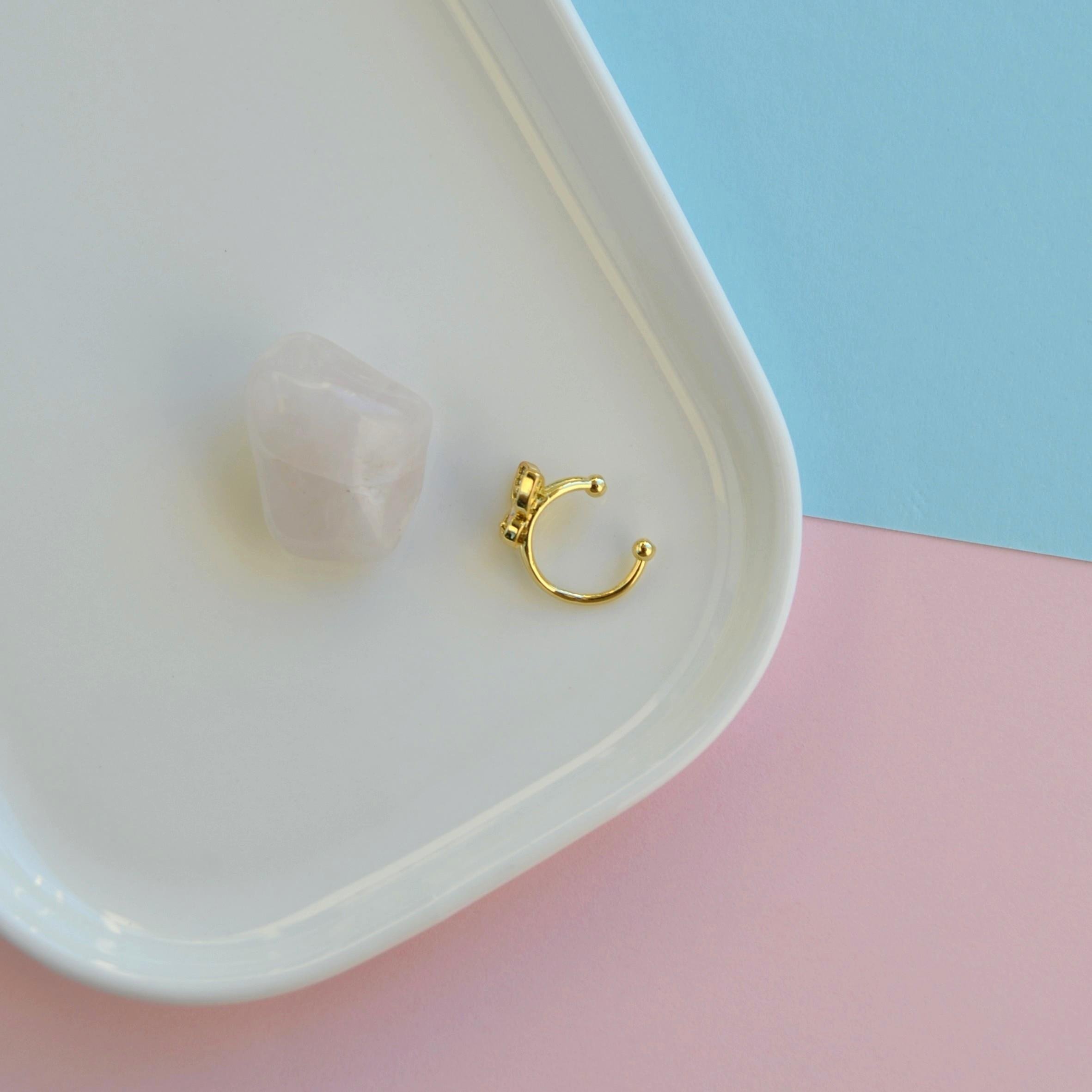 Kelebek Earcuff Sıkıştırma Kıkırdak Küpesi Delik Gerektirmez İnce Taşlı Earcuff