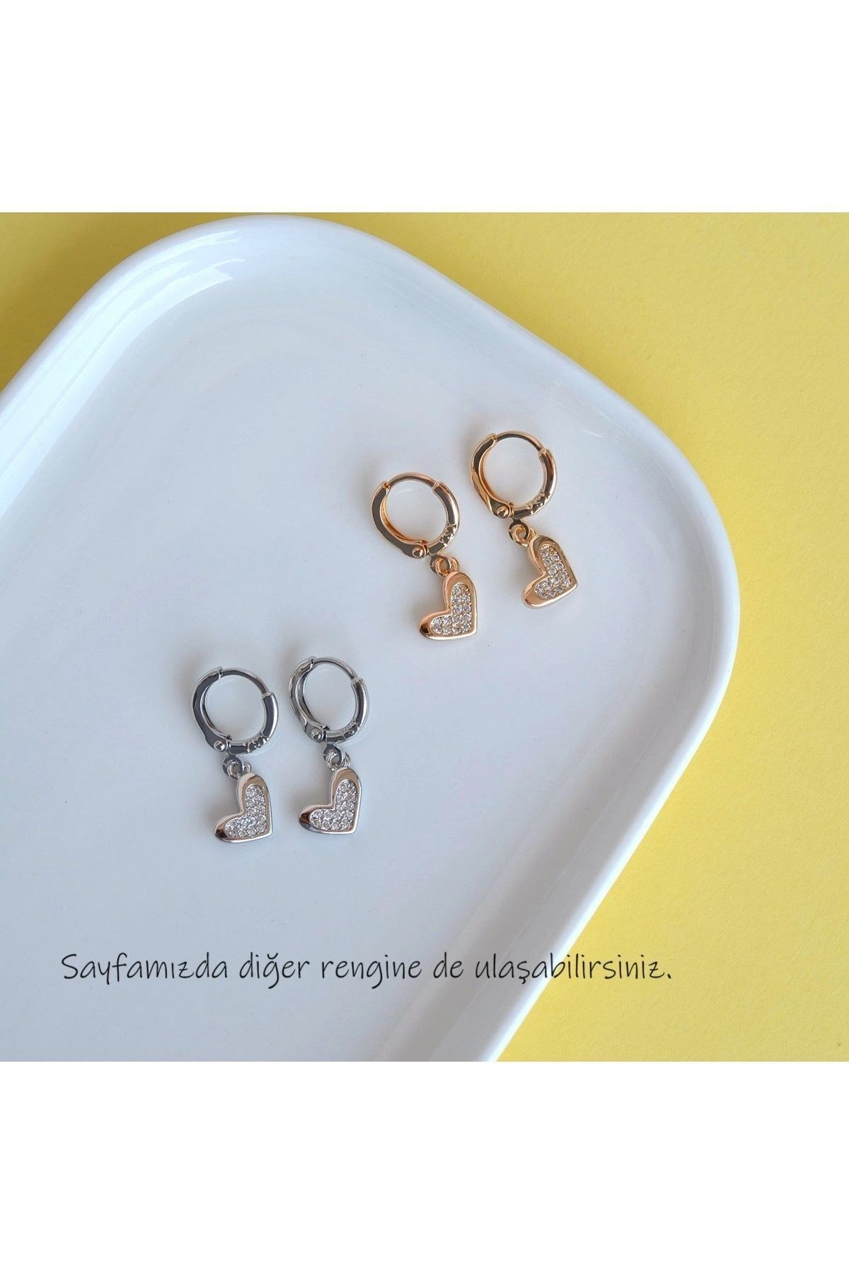 Minimal Kalp Charmlı Küpe Kalpli Küpe Silver Renkli