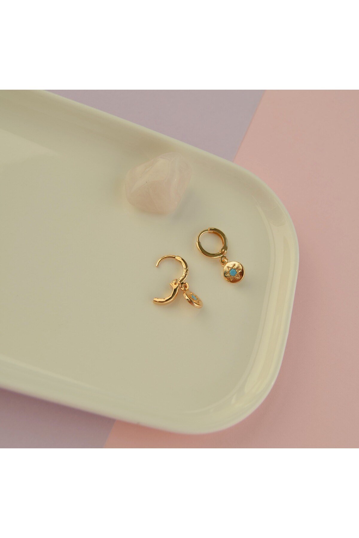 Minimal Mavi Yıldız Figürlü Sallantılı Halka Küpe Piercing