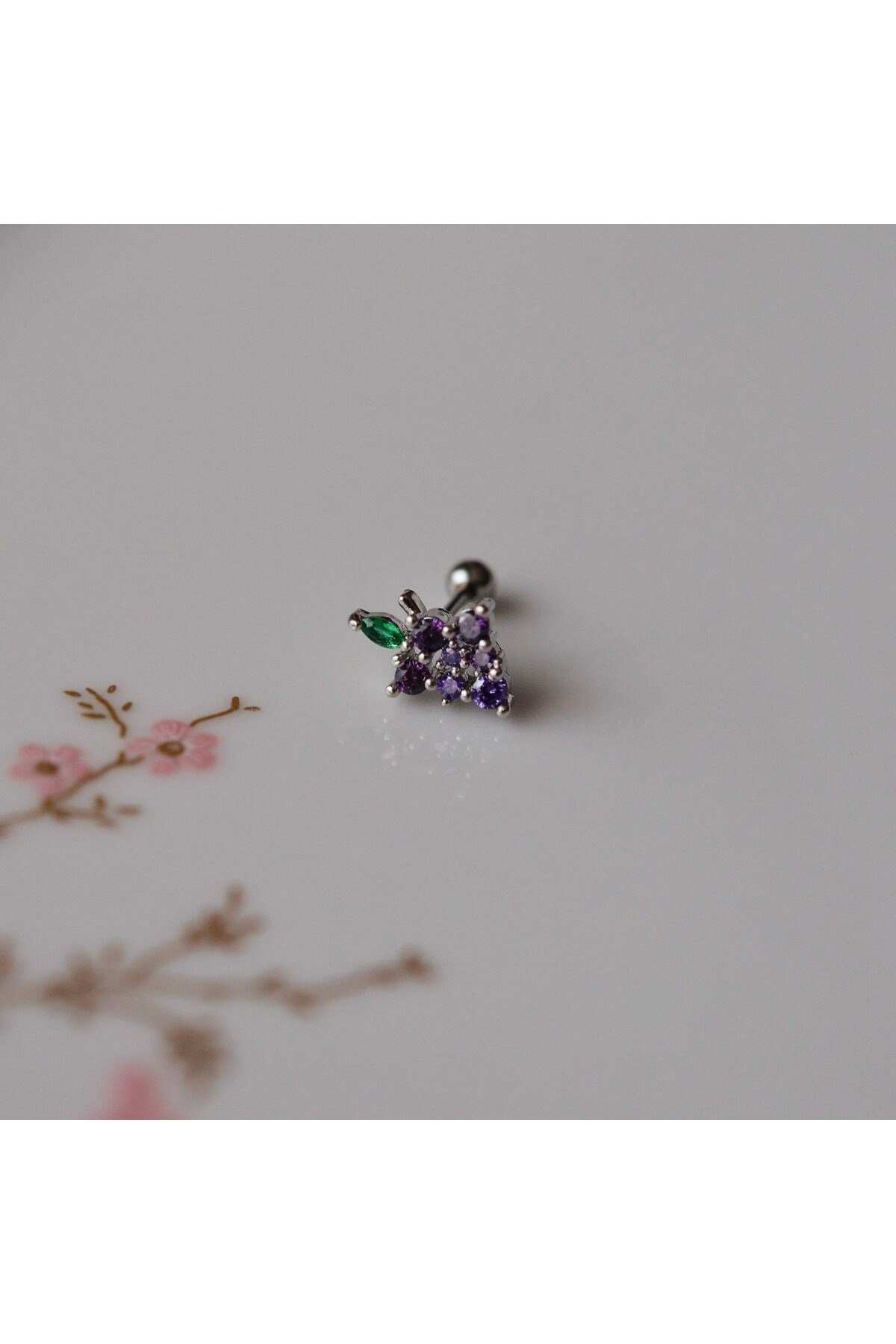 Mor Çiçekli Helix Piercing Kıkırdak Cerrahi Çelik Gümüş Renk
