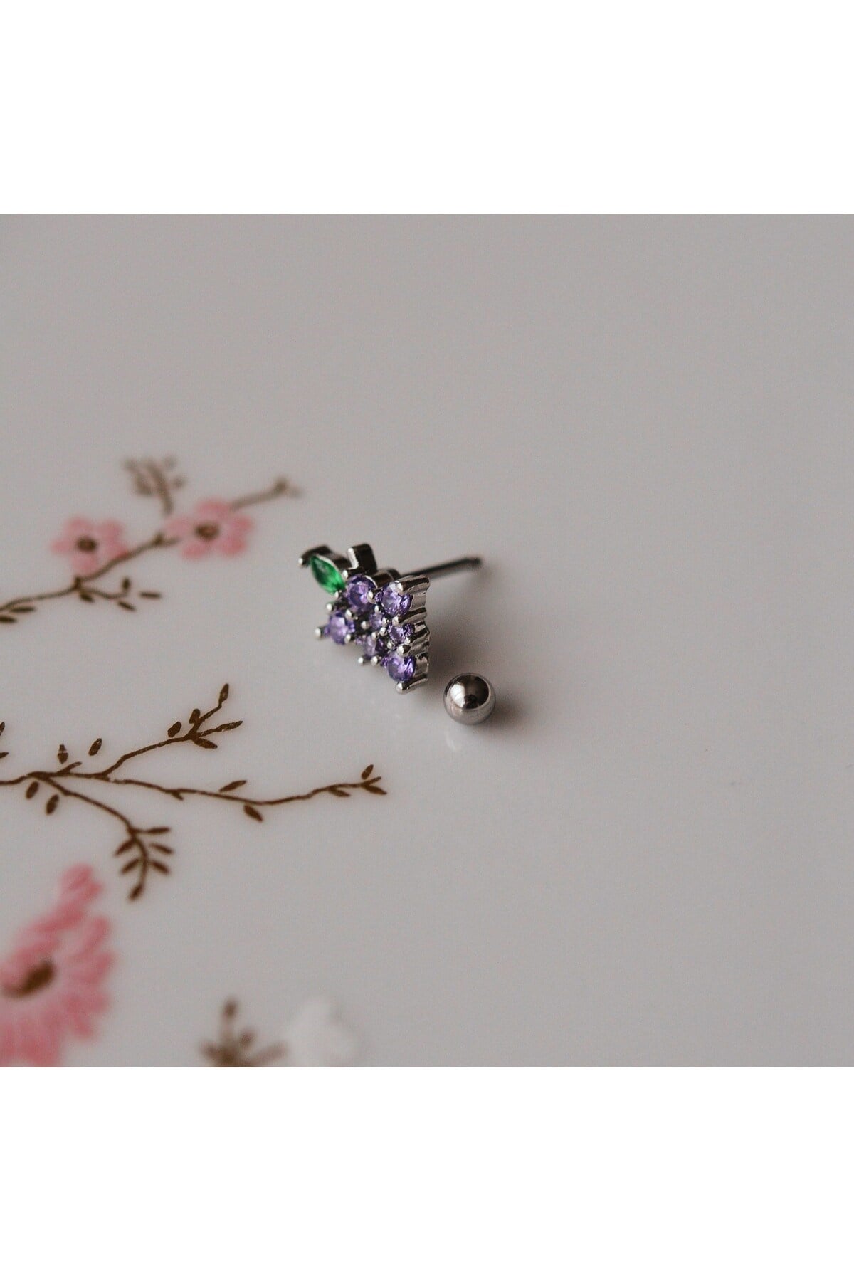 Mor Çiçekli Helix Piercing Kıkırdak Cerrahi Çelik Gümüş Renk
