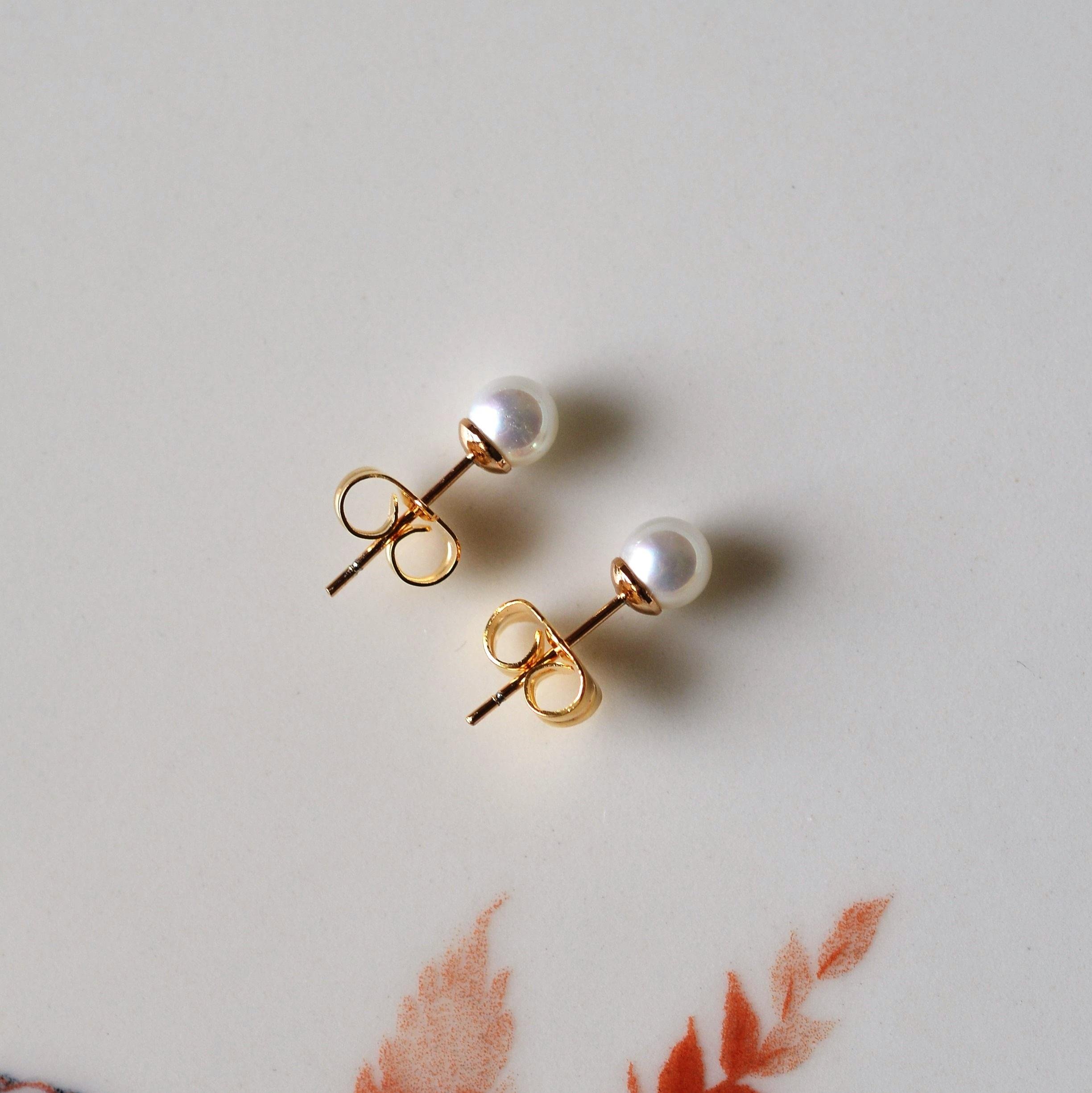 Sade İnci Küpe 4 mm