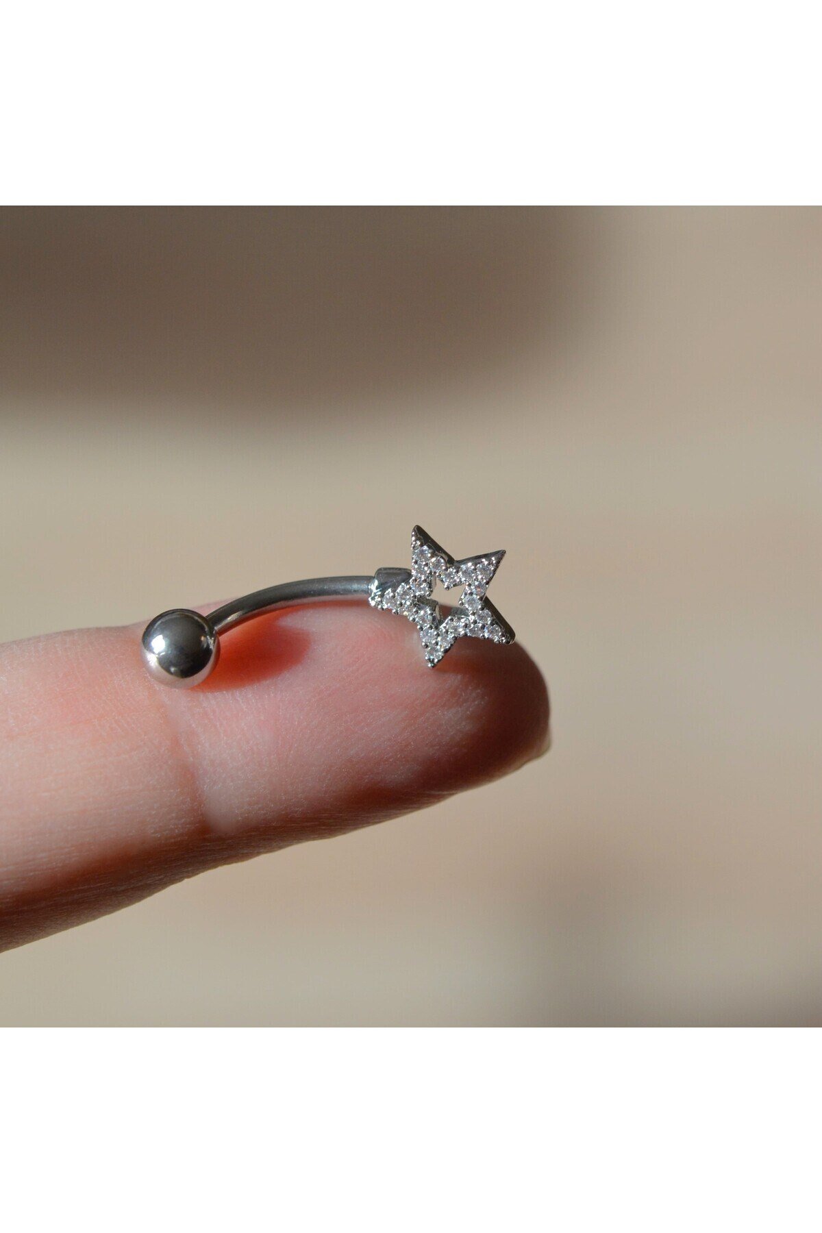 Silver Renk Yıldızlı Göbek Piercingi Çelik Minimal
