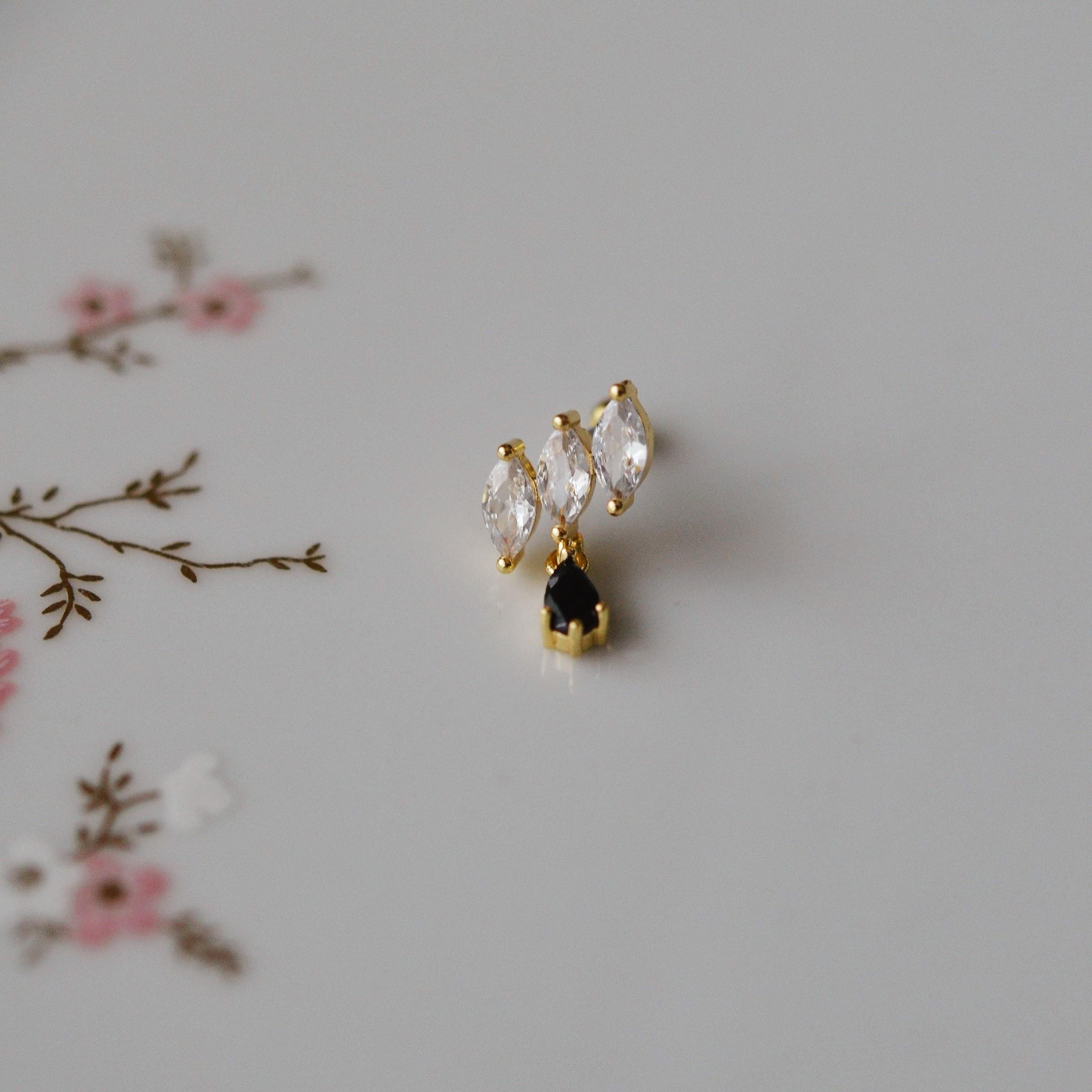 Taş Sallantılı Helix Piercing Kıkırdak Cerrahi Çelik Gold Renk