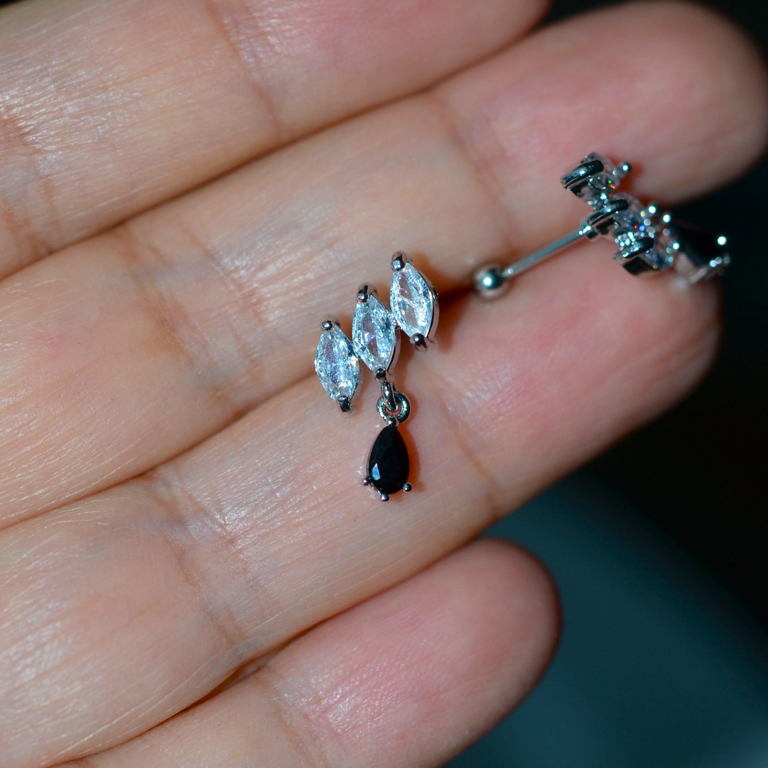Taş Sallantılı Helix Piercing Kıkırdak Cerrahi Çelik Gümüş Renk