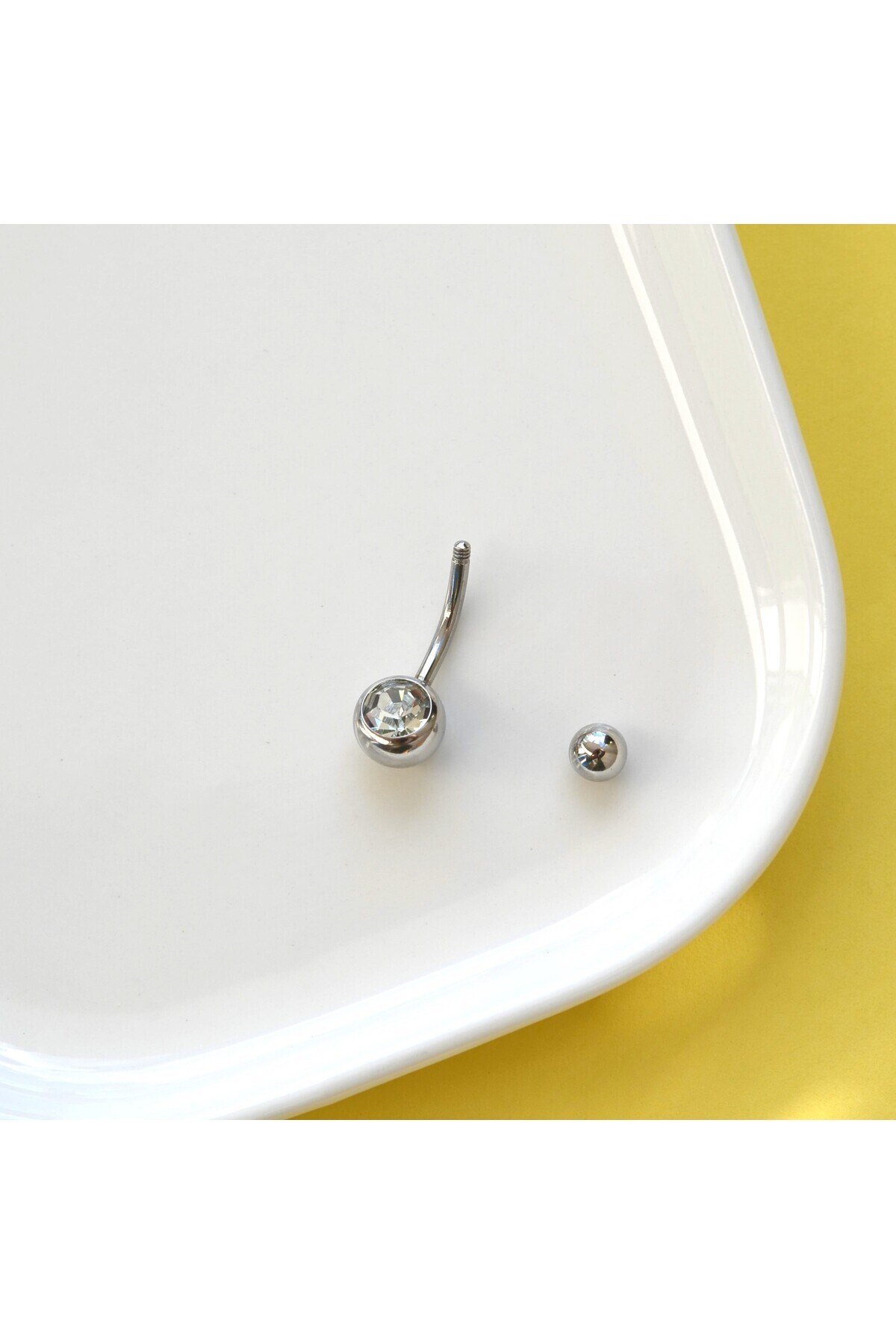 Tektaş Minimal Göbek Piercingi Çelik Silver Renkli