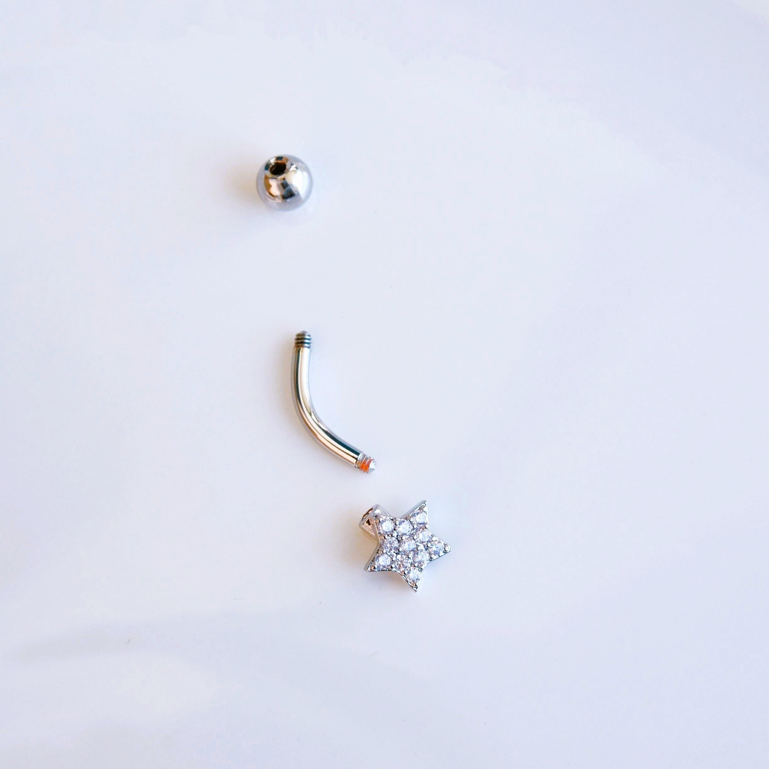 Yıldızlı Göbek Piercingi Çelik Silver Renkli Minimal