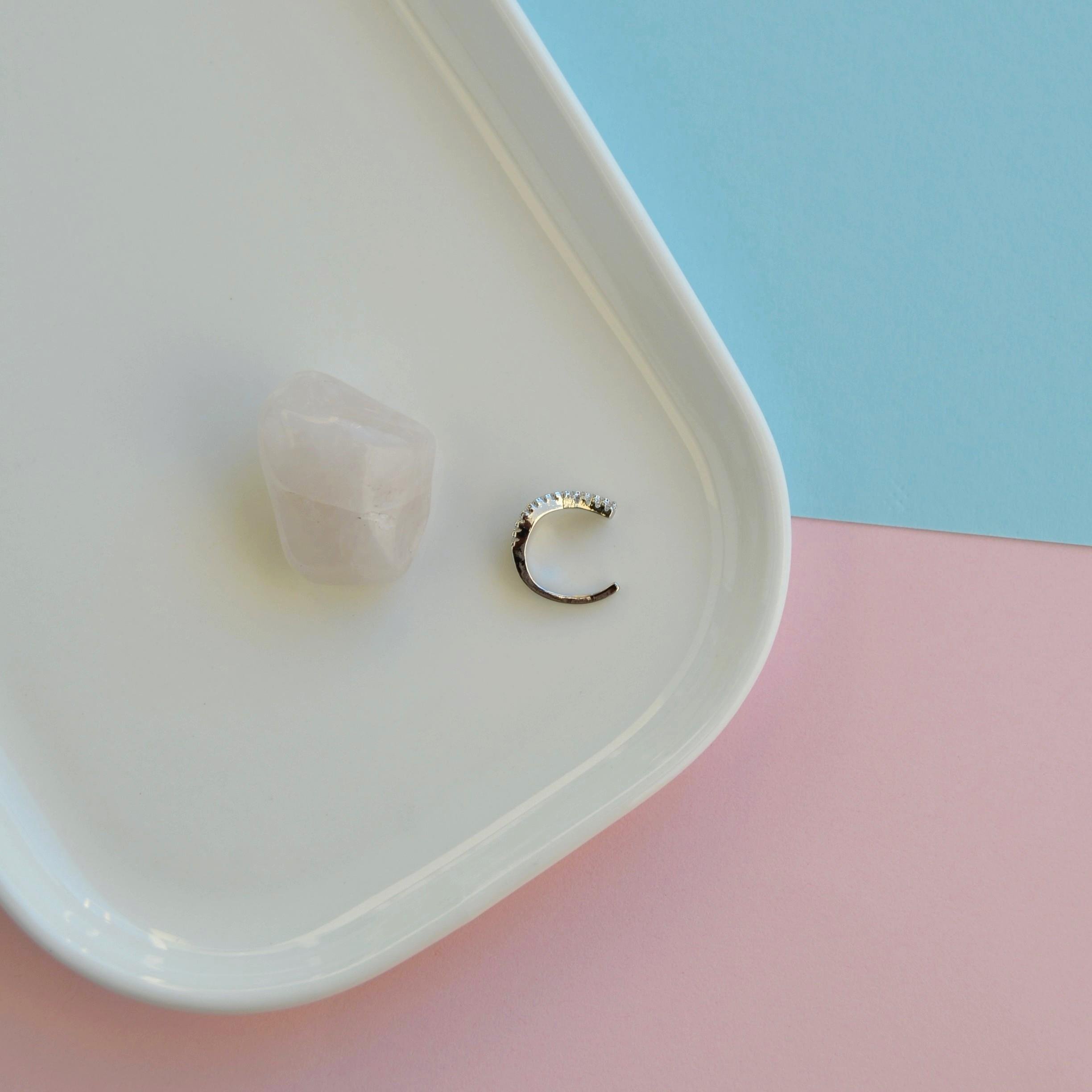 Zirkon Taşlı Minimal Earcuff Deliksiz Kıkırdak Küpesi Çapraz Taşlı Earcuff