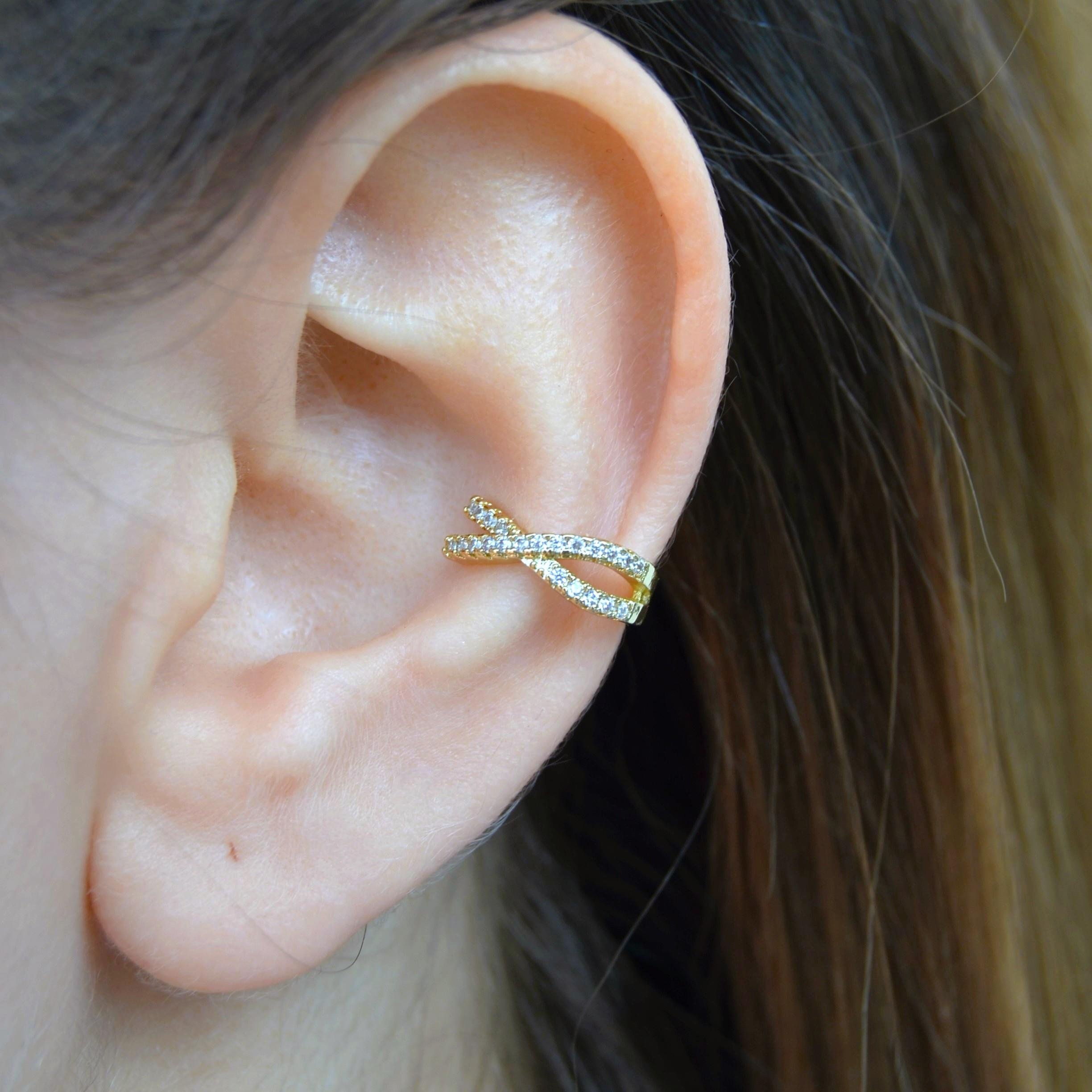 Zirkon Taşlı Minimal Earcuff Deliksiz Kıkırdak Küpesi Çapraz Taşlı Earcuff