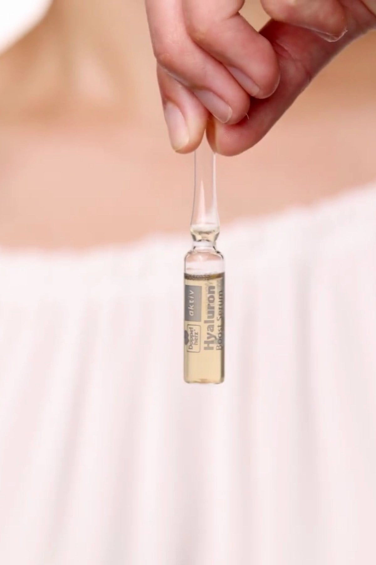 doppelherz-hyaluronic-acid-serum-2-ml--e9758b.jpg