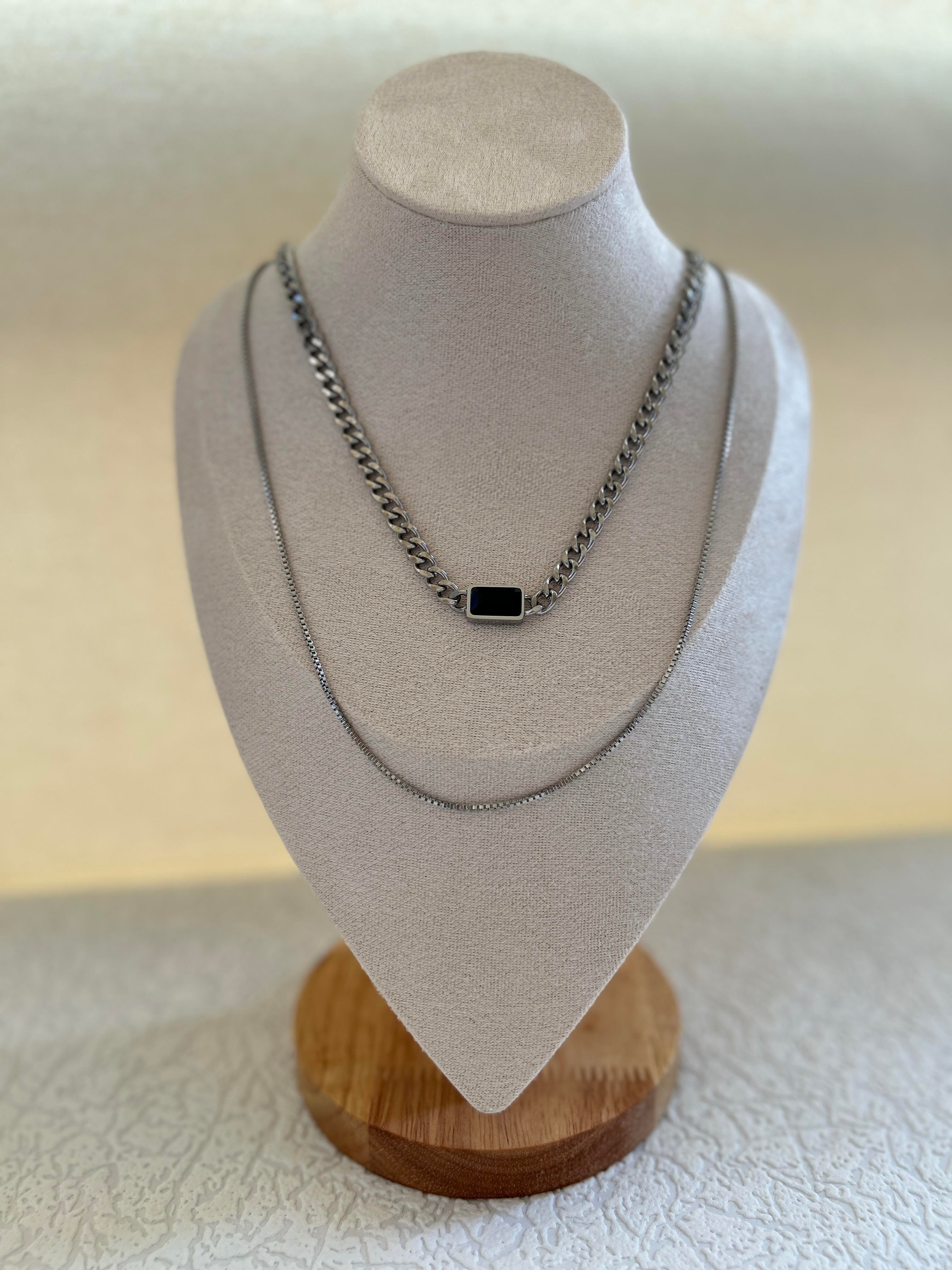 İkili Siyah Taşlı Silver Kolye