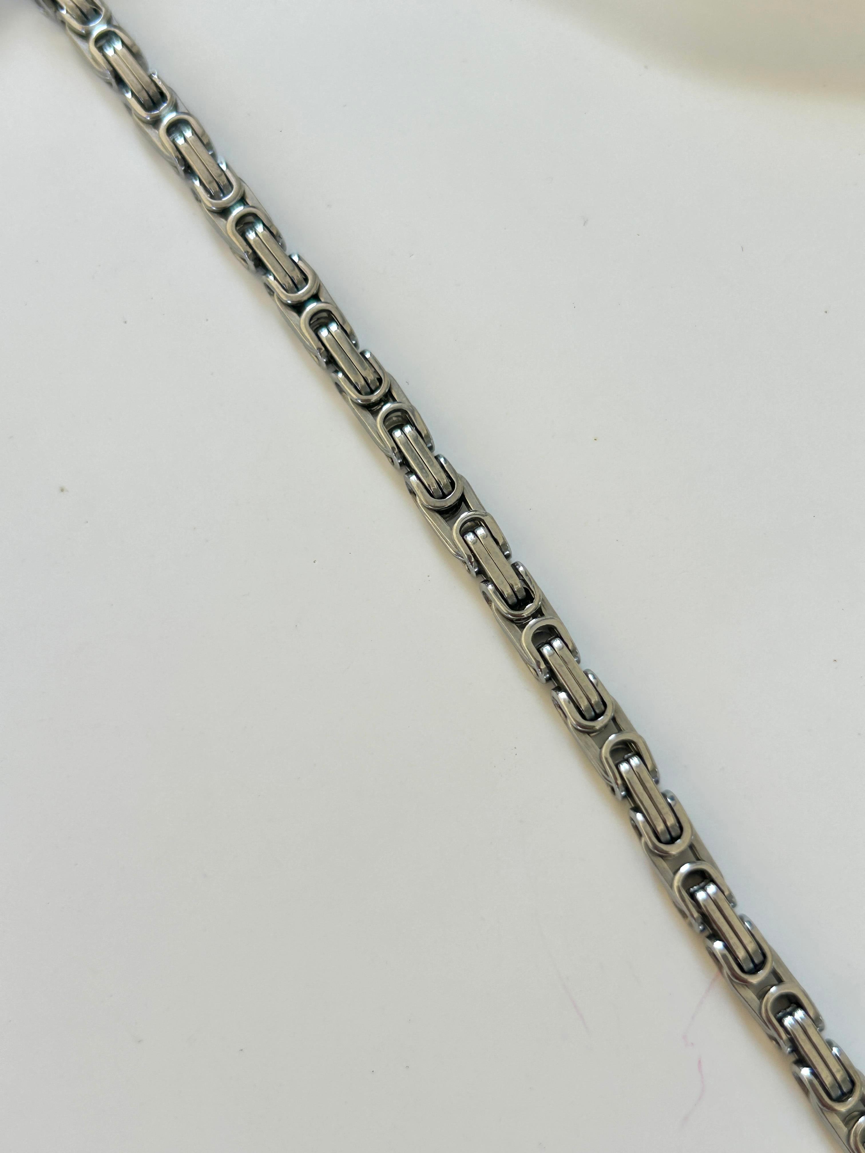 Kral Çelik Bileklik