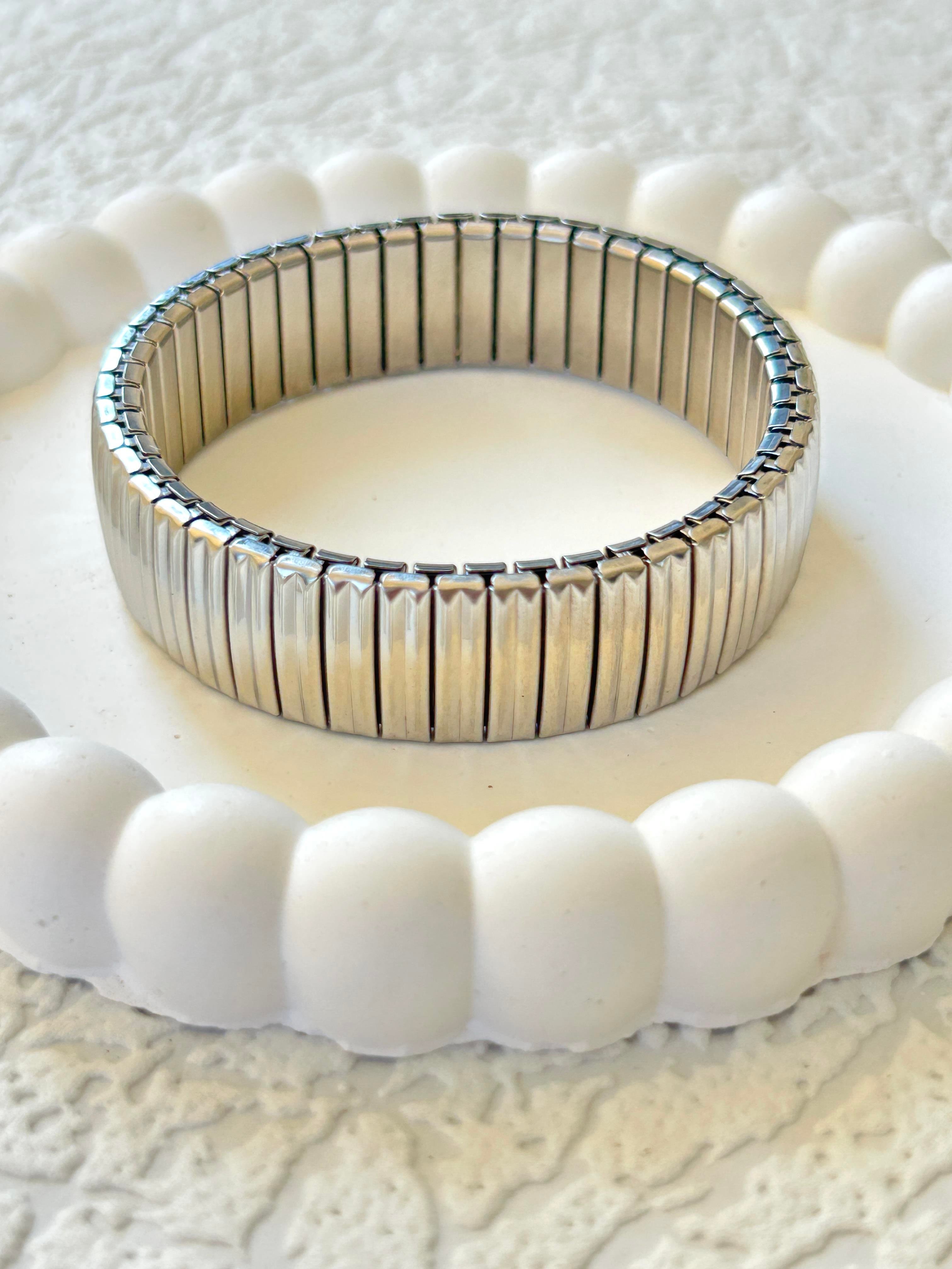 Lastikli Kalın Çelik Bileklik