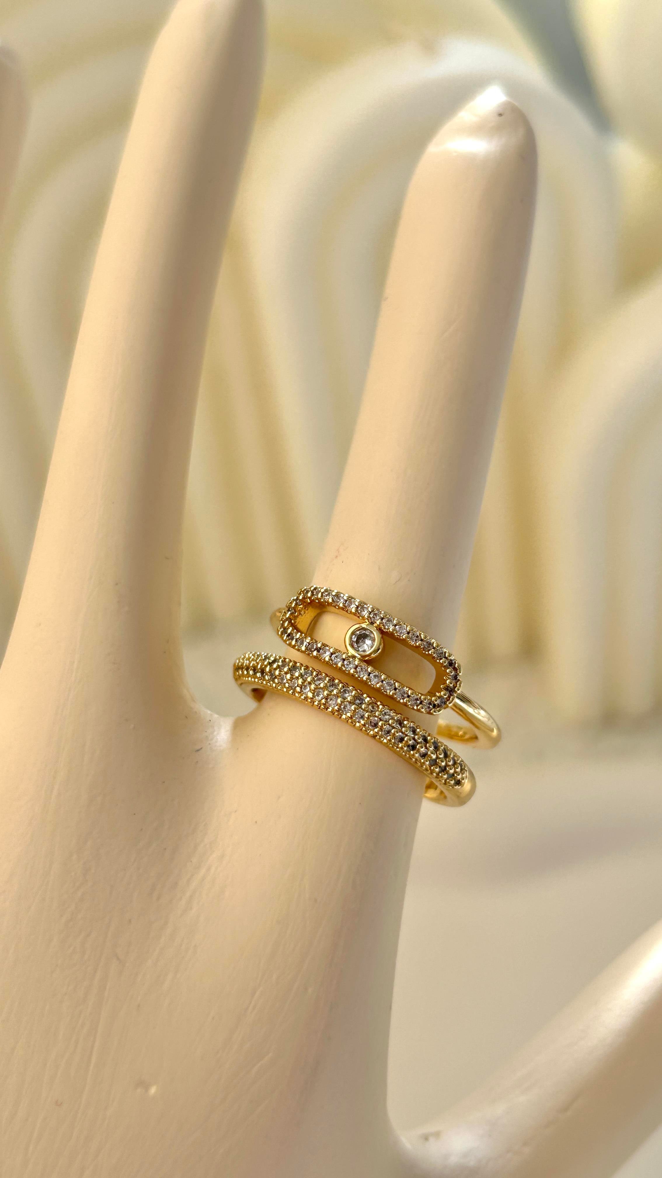 Marka Model Taşlı Gold Yüzük