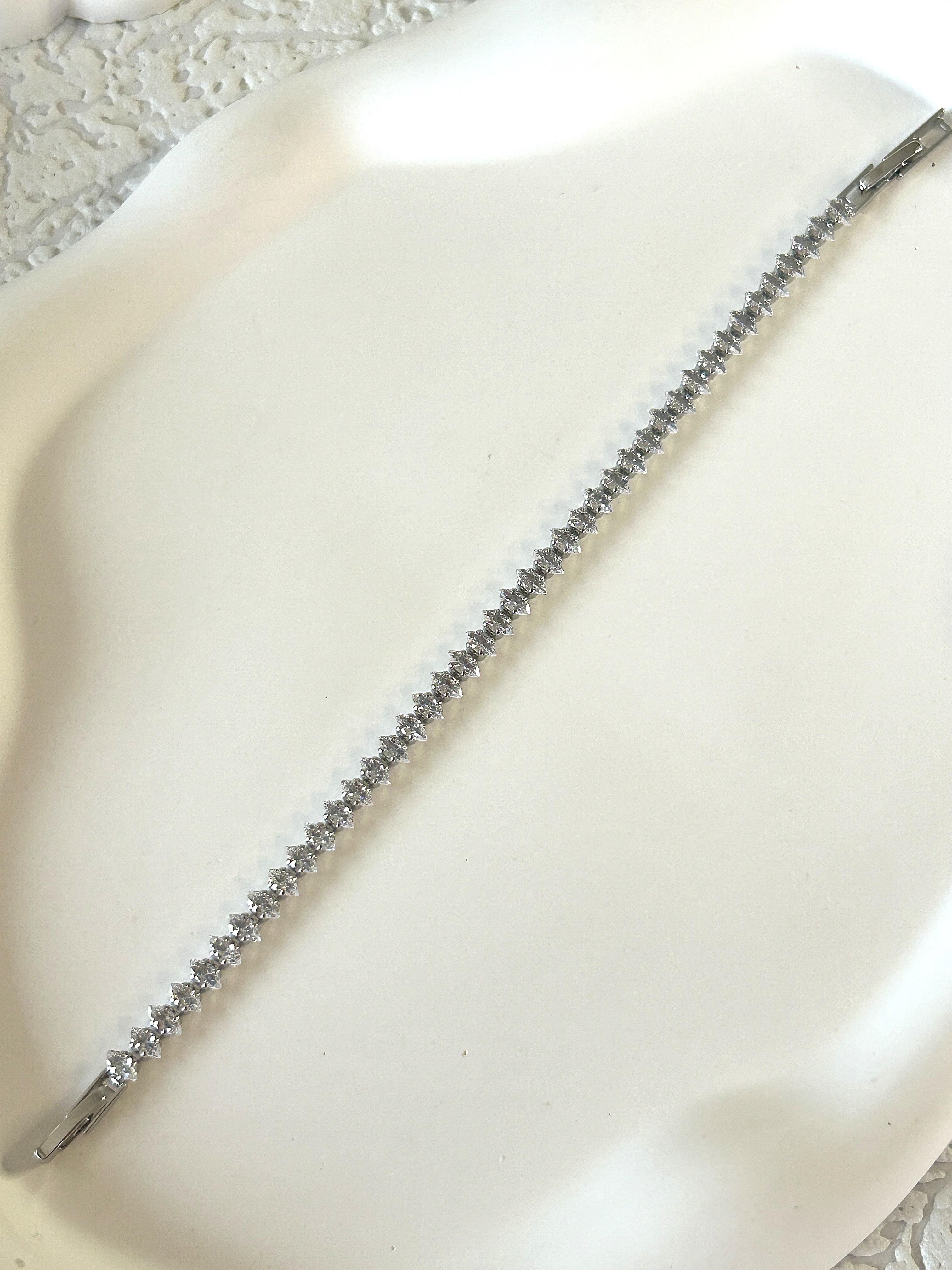 Premium Damla Model Suyolu Silver Bileklik