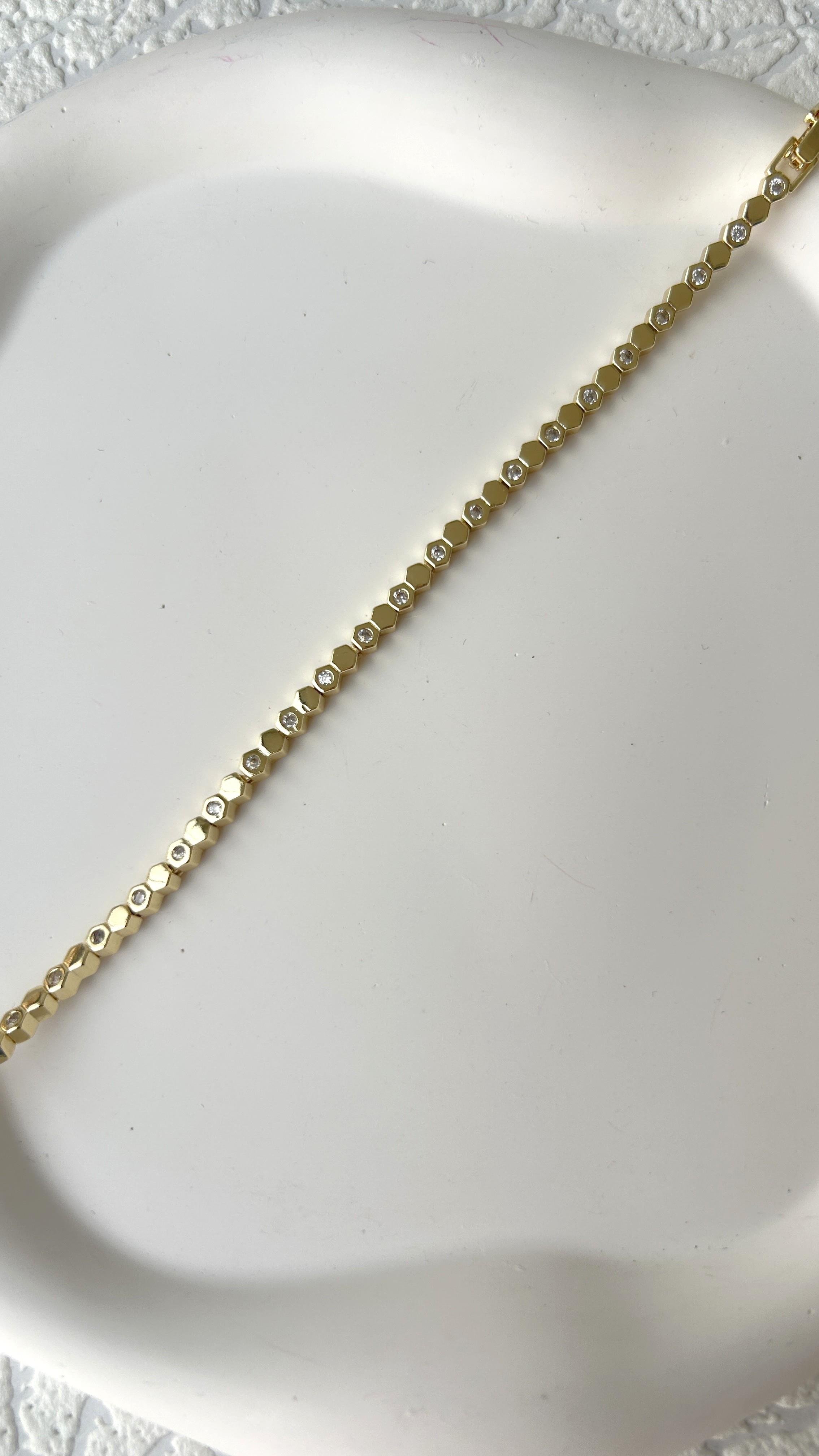 Premium Küçük Petek Desen Taşlı Bileklik