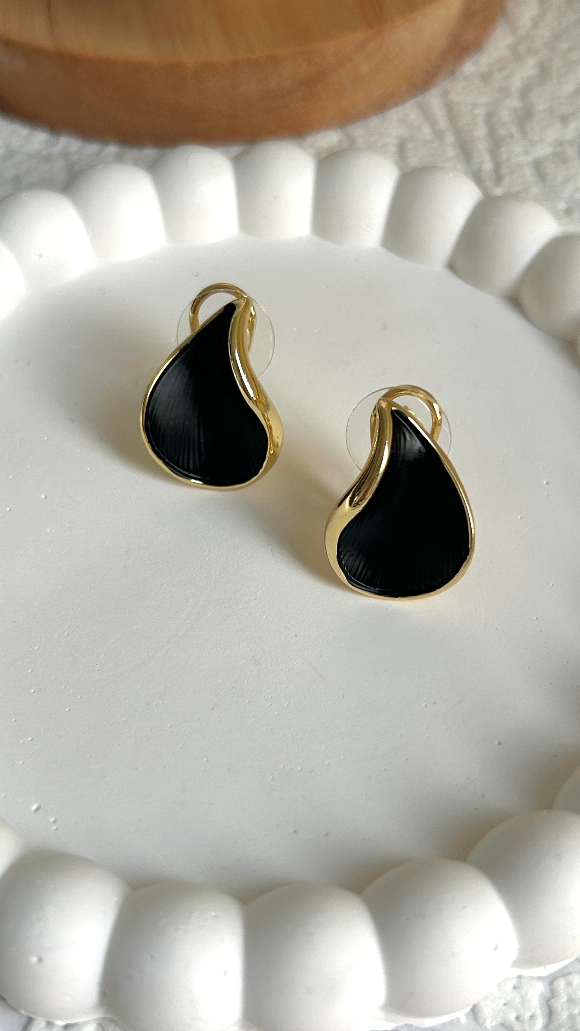 Premium Seri Damla Model Siyah Küpe