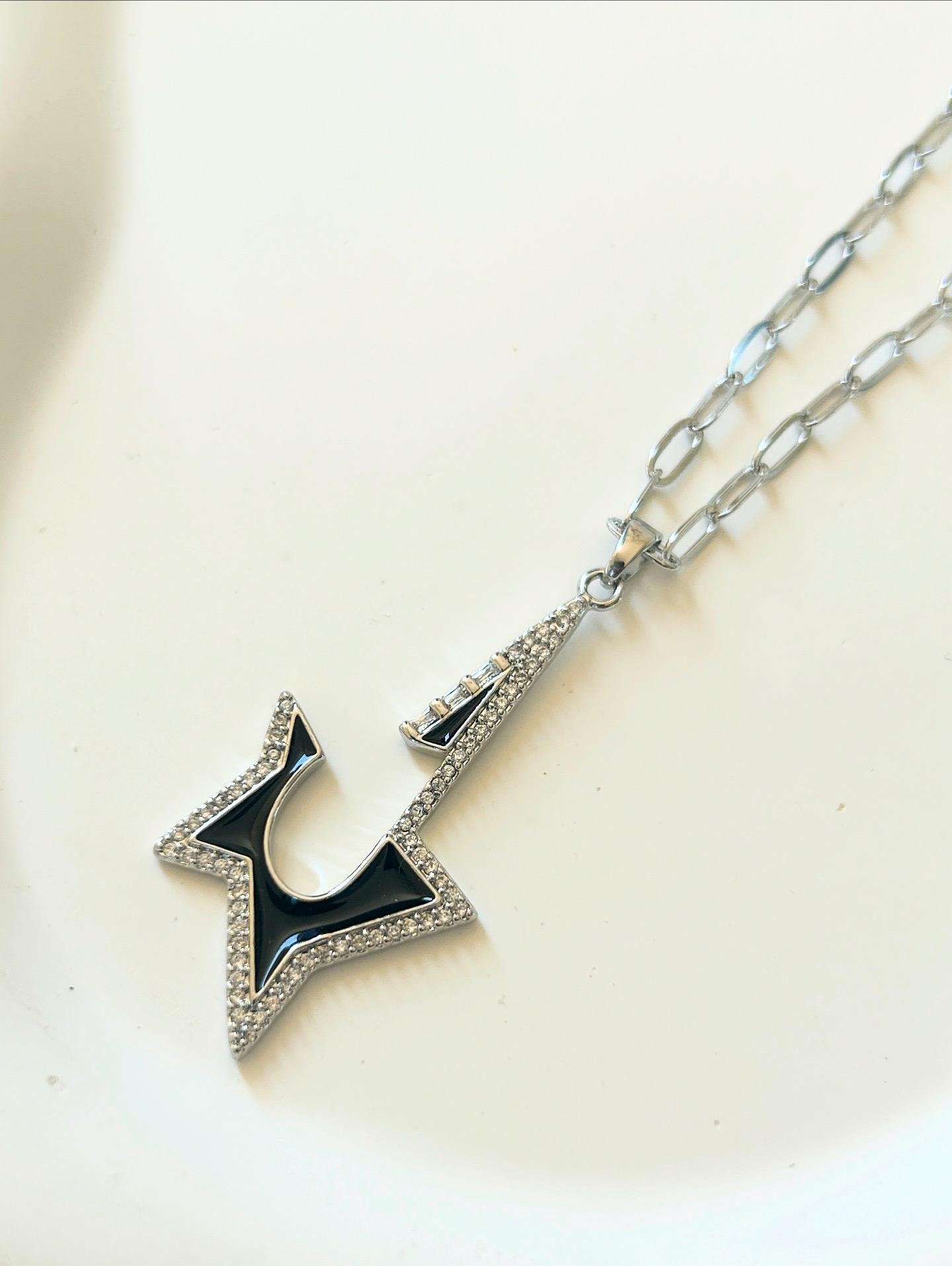 Premium Siyah Yıldız Silver Kolye