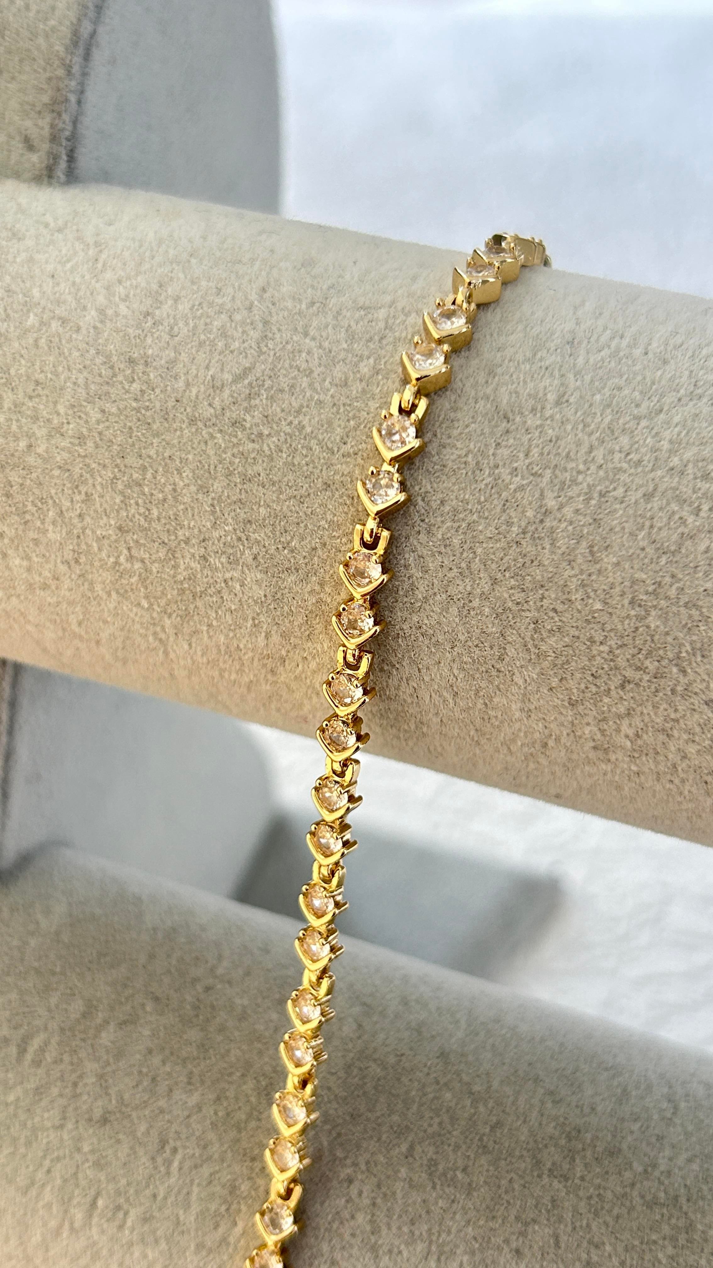 Premium Taşlı Gold Bileklik