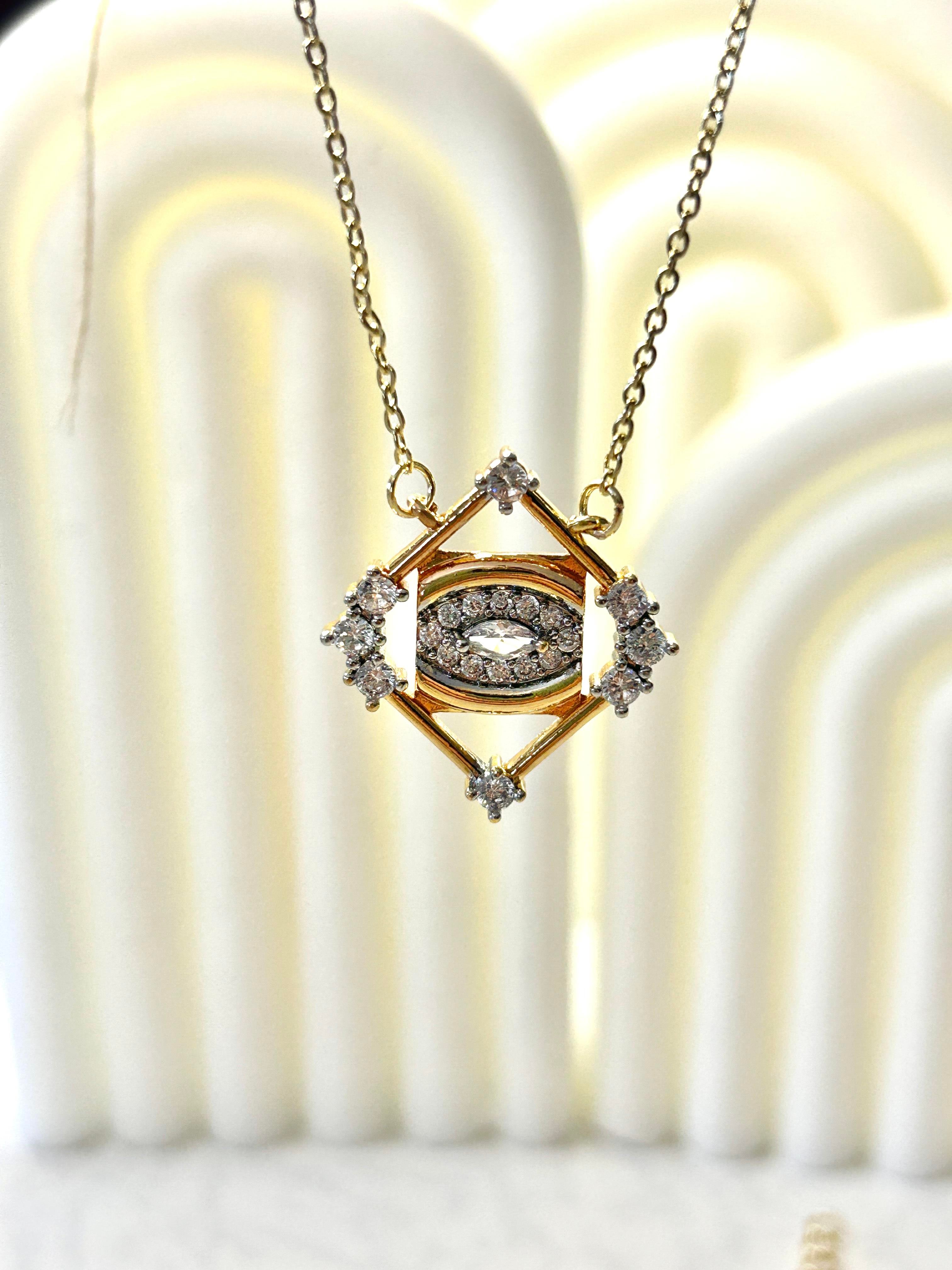 Premium Zirkon Taşlı Çerçeve Göz Kolye