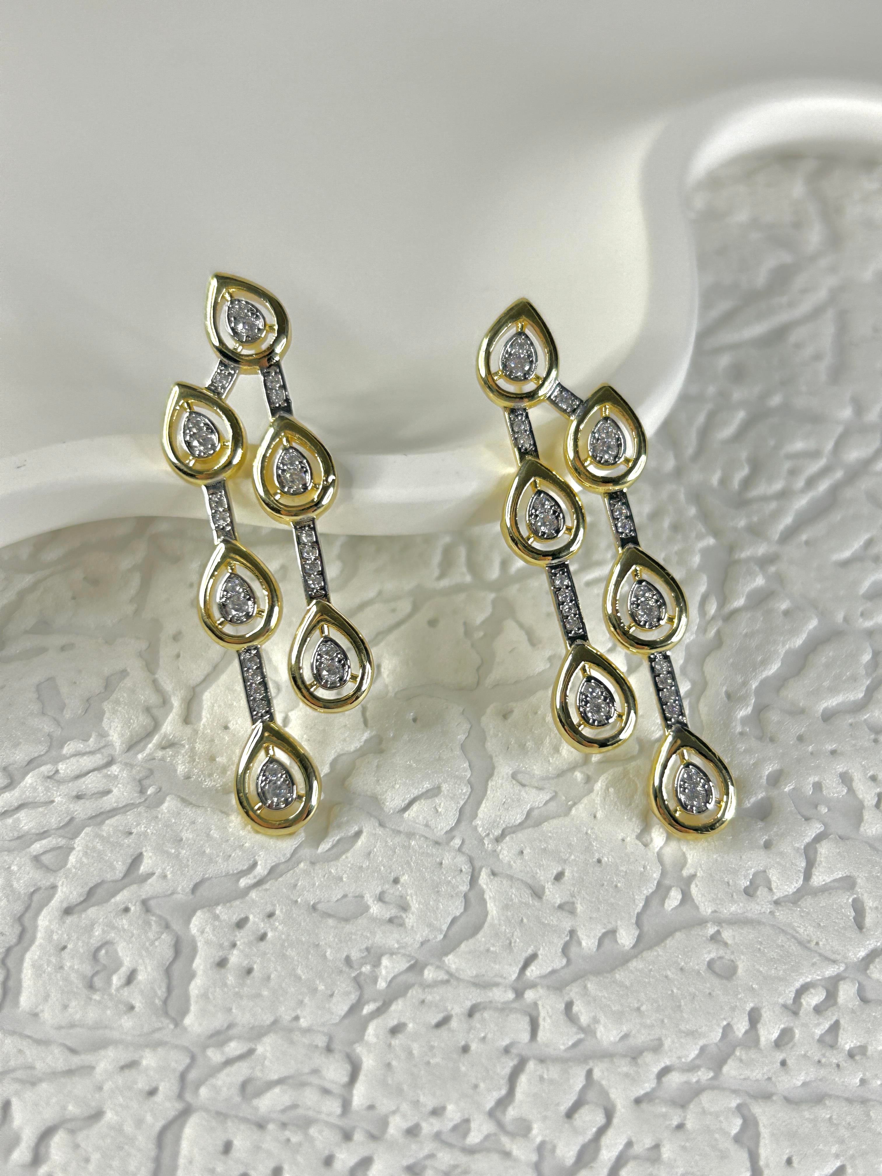 Premium Zirkon Taşlı Çoklu Damla Küpe