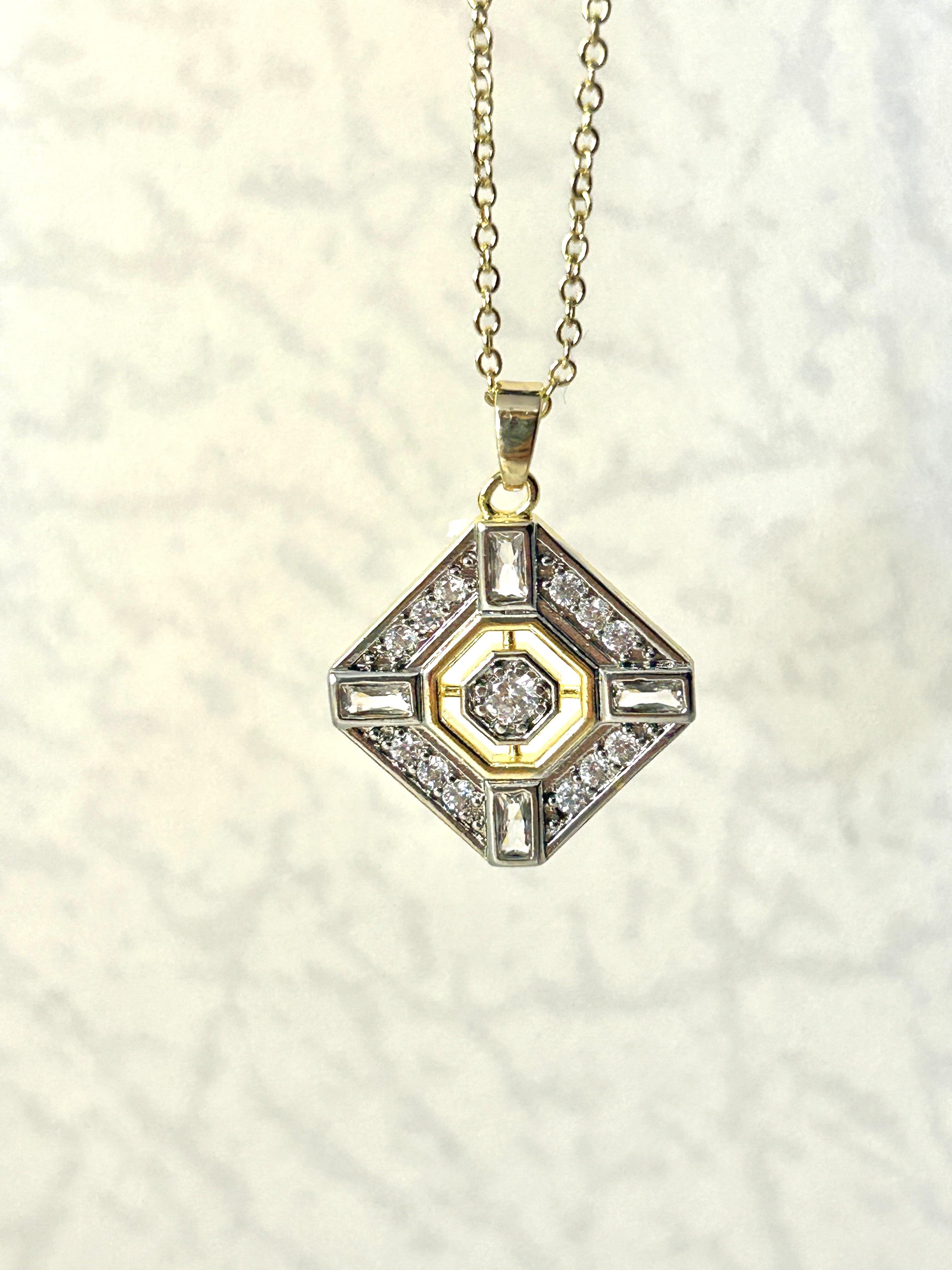 Premium Zirkon Taşlı Geometrik Kolye