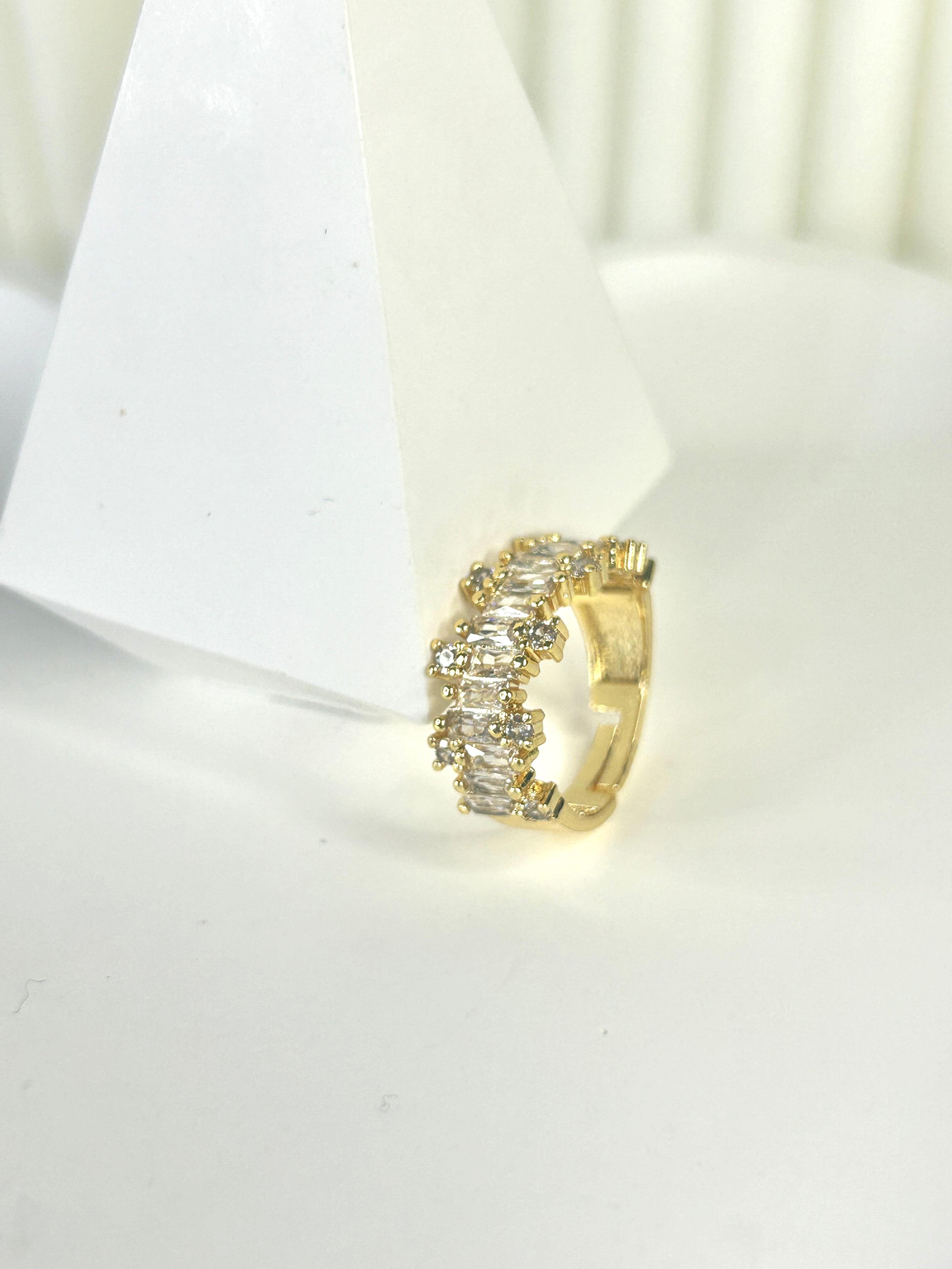 Premium Zirkon Taşlı Gold Yüzük