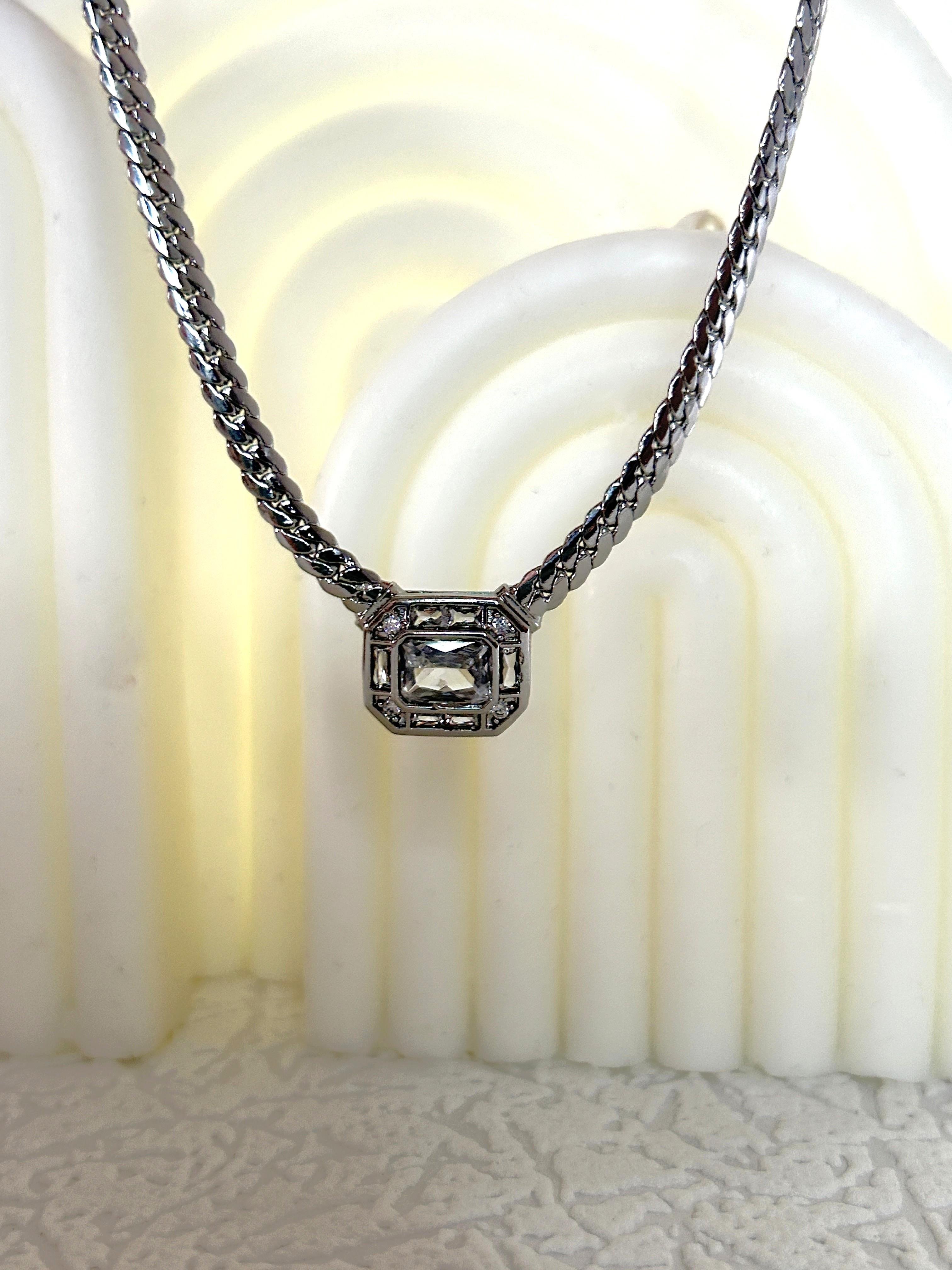 Premium Zirkon Taşlı Kalın Tasarım Zincir Kolye