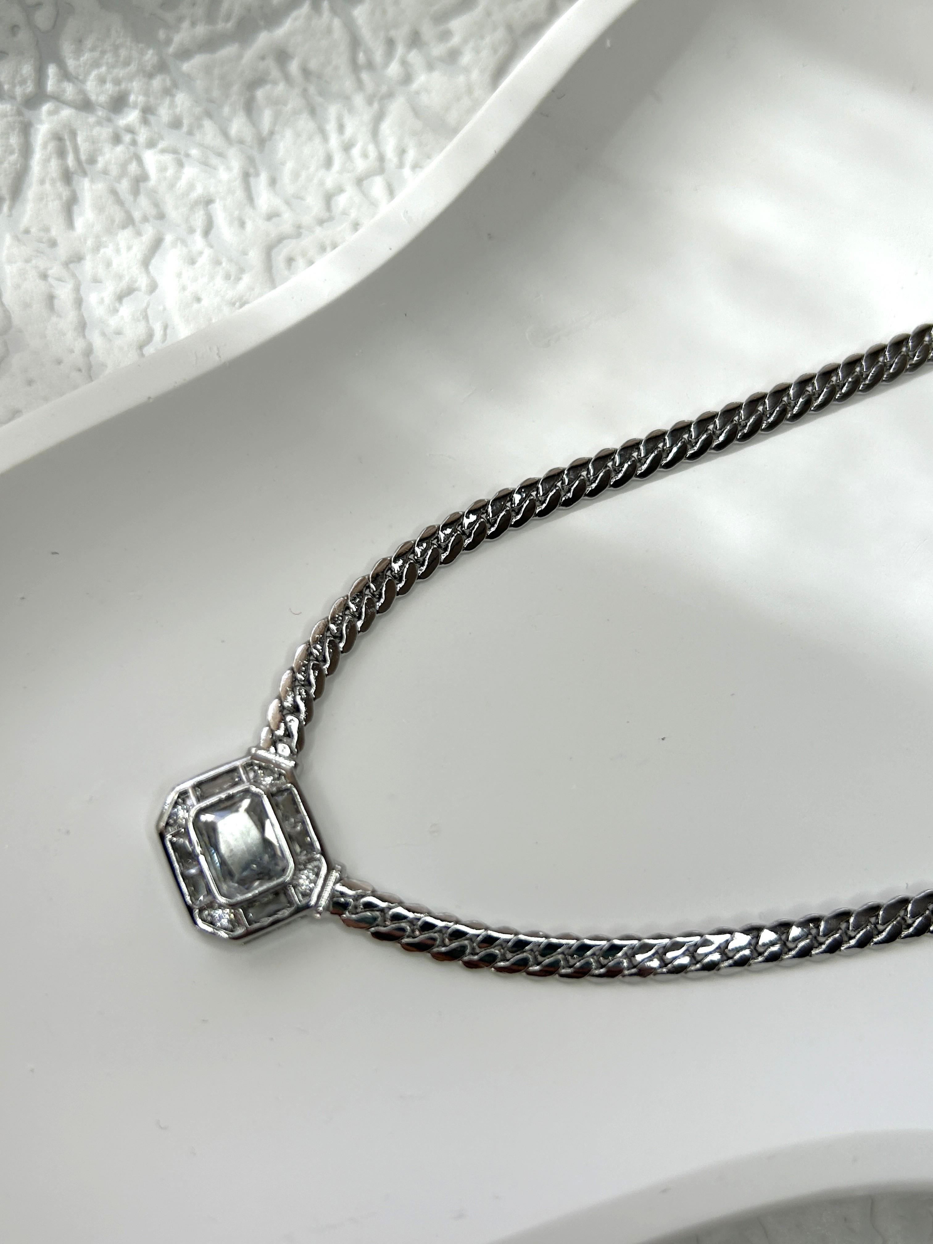 Premium Zirkon Taşlı Kalın Tasarım Zincir Kolye