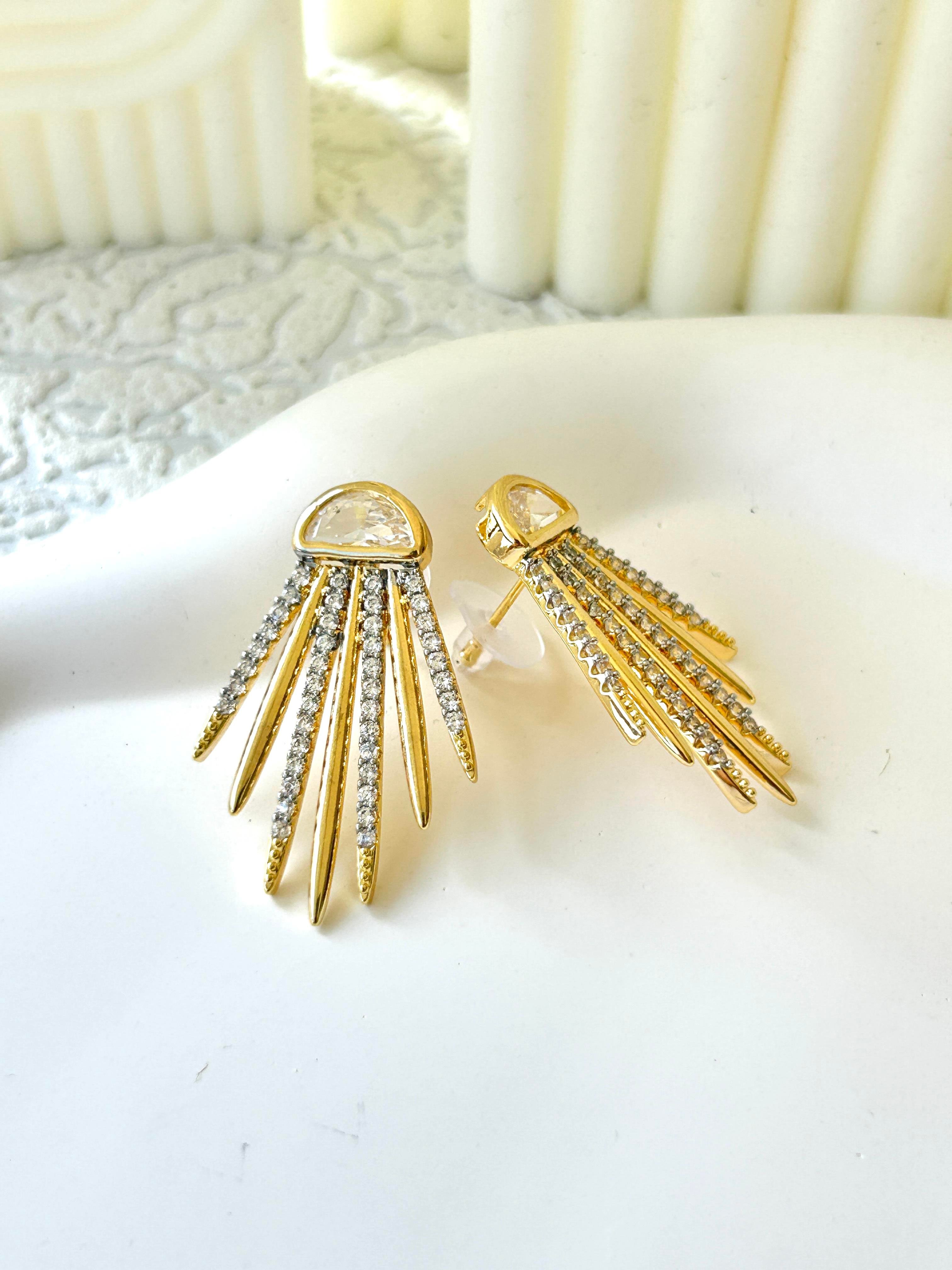 Premium Zirkon Taşlı Marka Model Gold Küpe