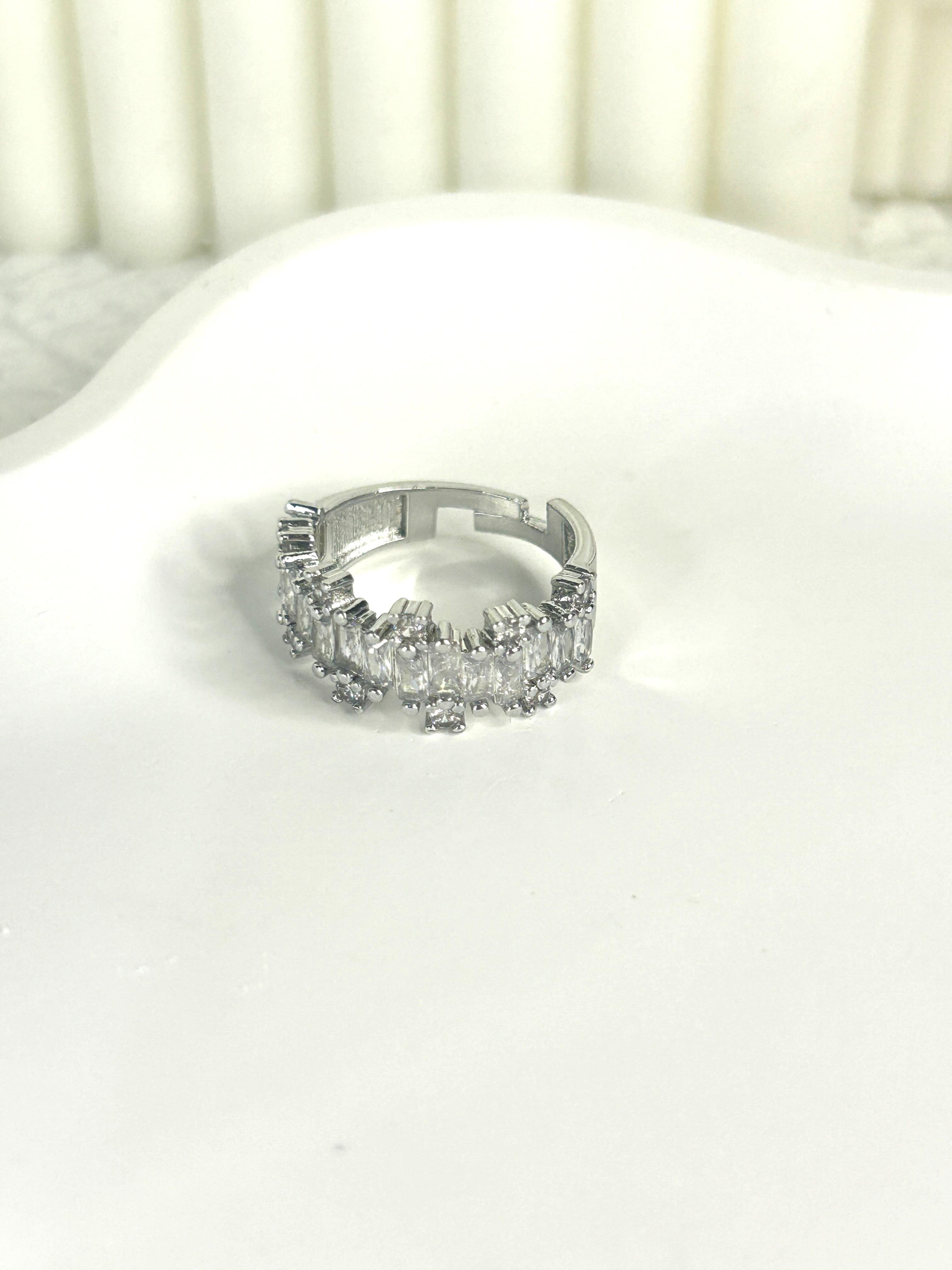 Premium Zirkon Taşlı Silver Yüzük