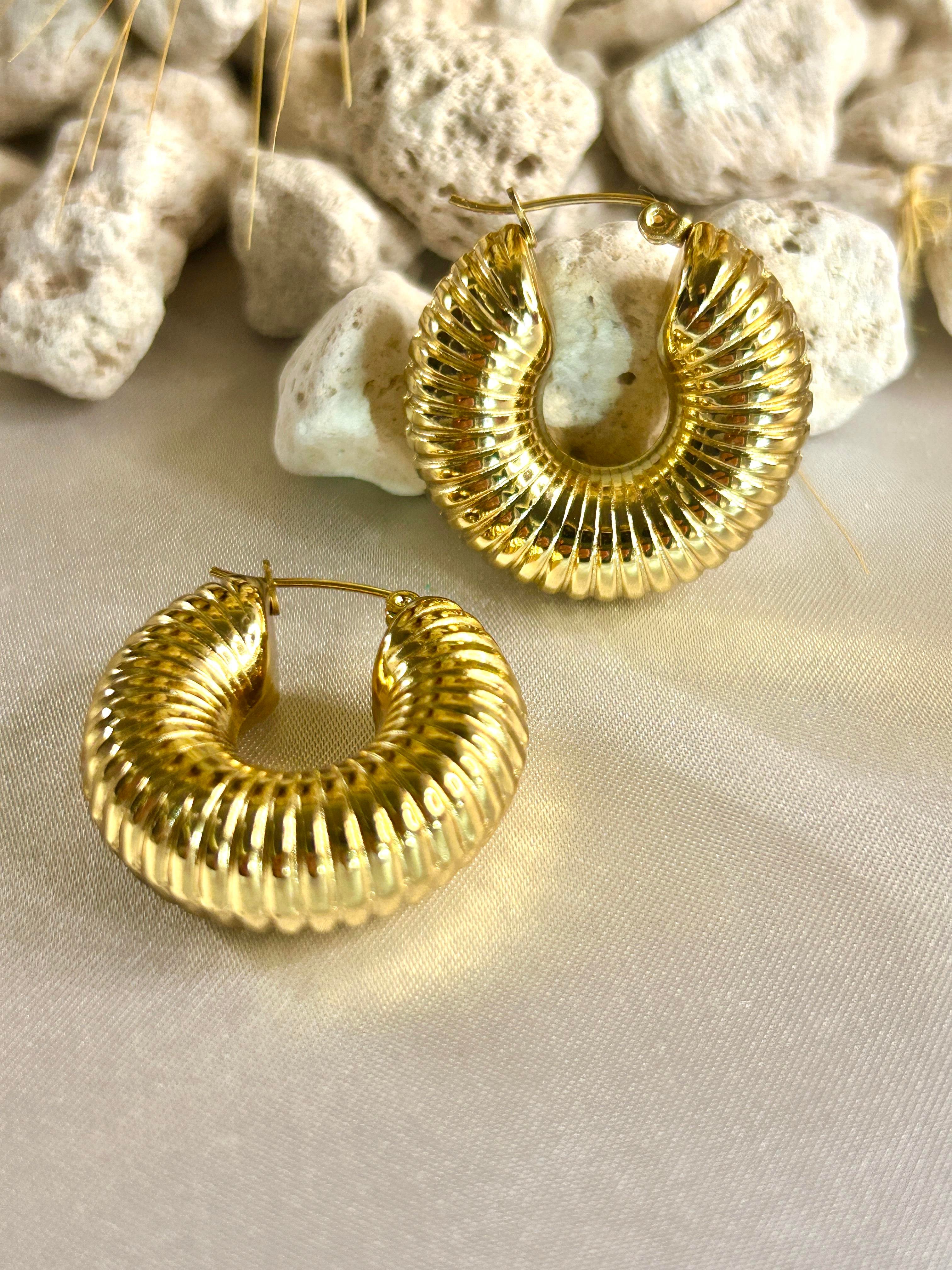 SALYANGOZ ÇELİK GOLD KÜPE