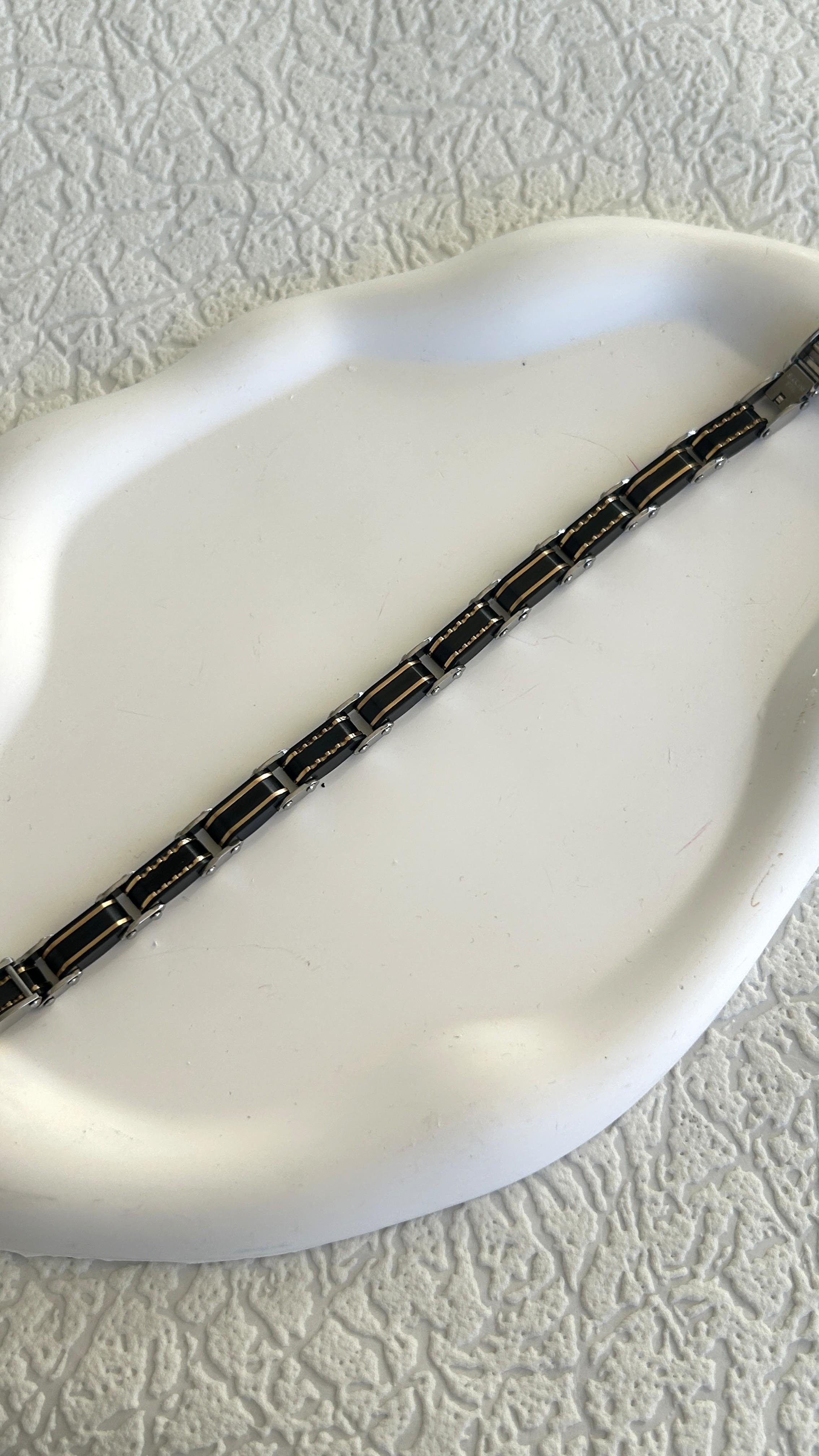 Seramik Çift Taraflı Siyah Rose Bileklik