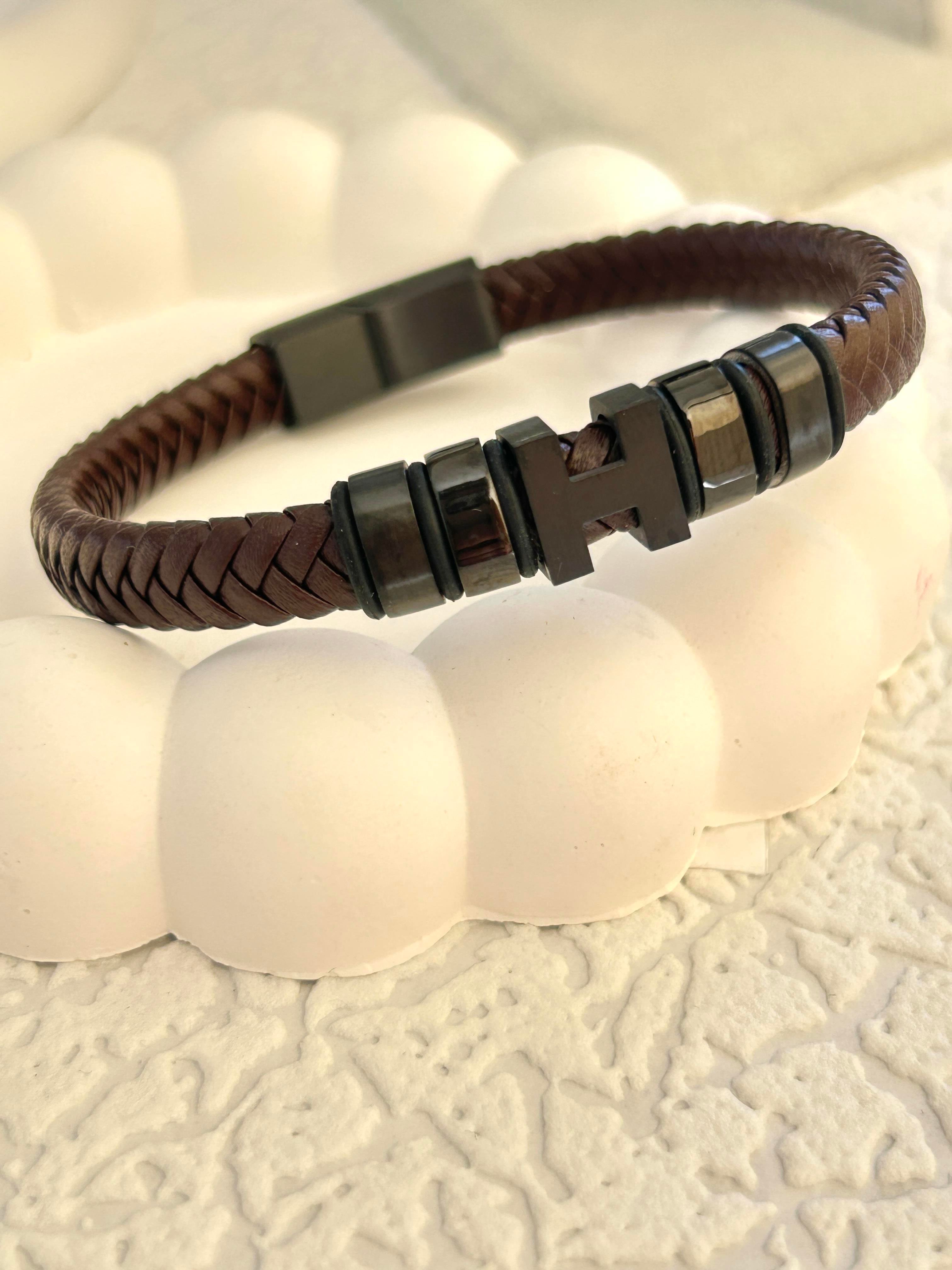 Siyah Renk Detay Kahve Deri Bileklik