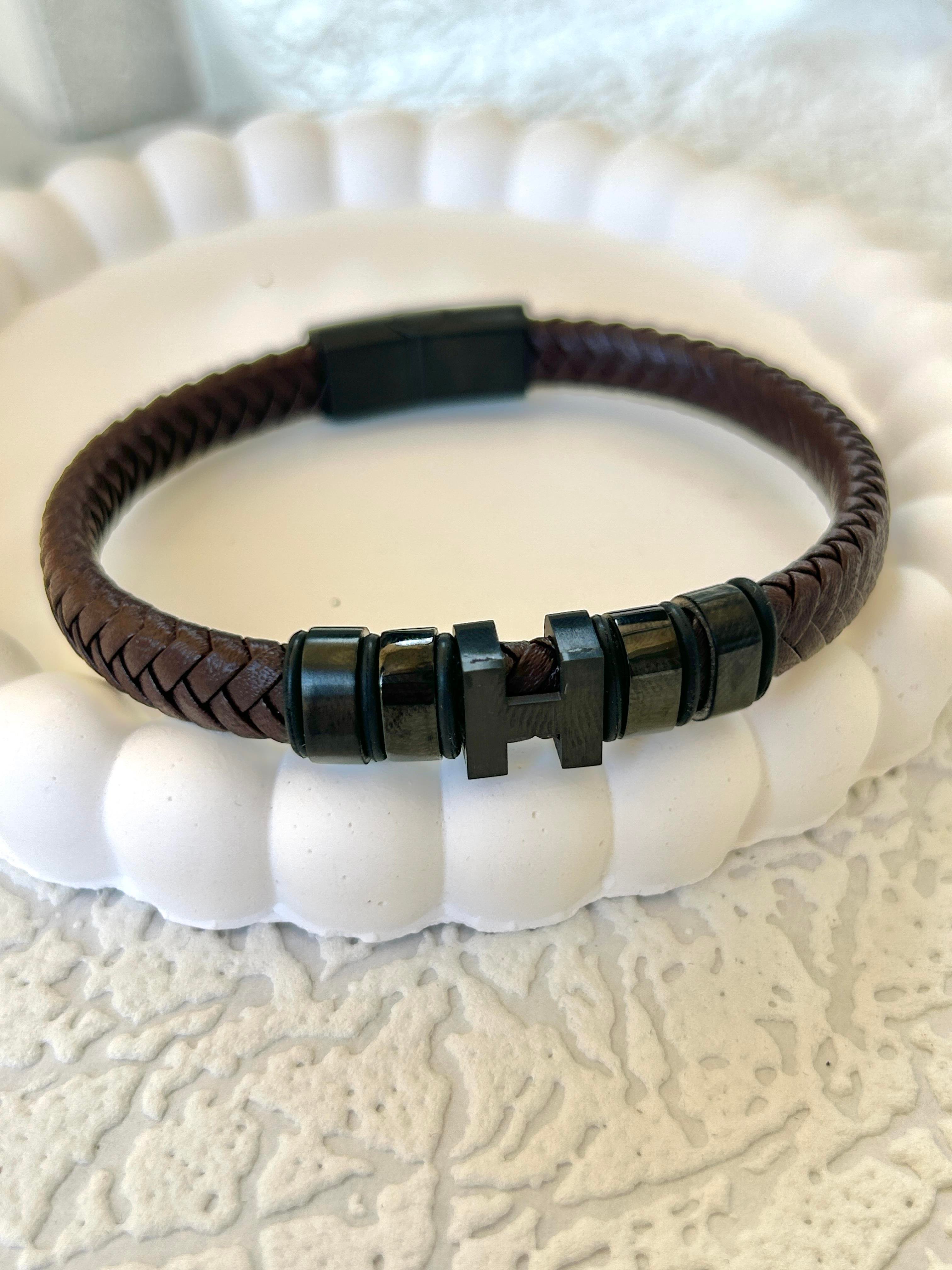 Siyah Renk Detay Kahve Deri Bileklik