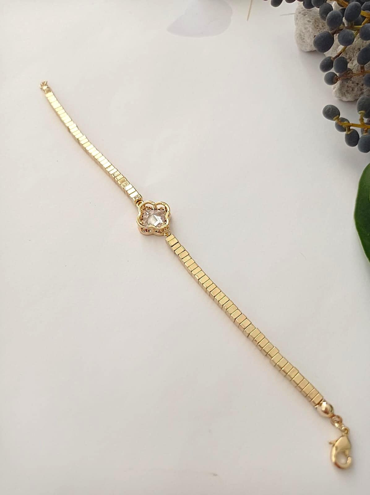 Yonca Gold Taşlı Bileklik